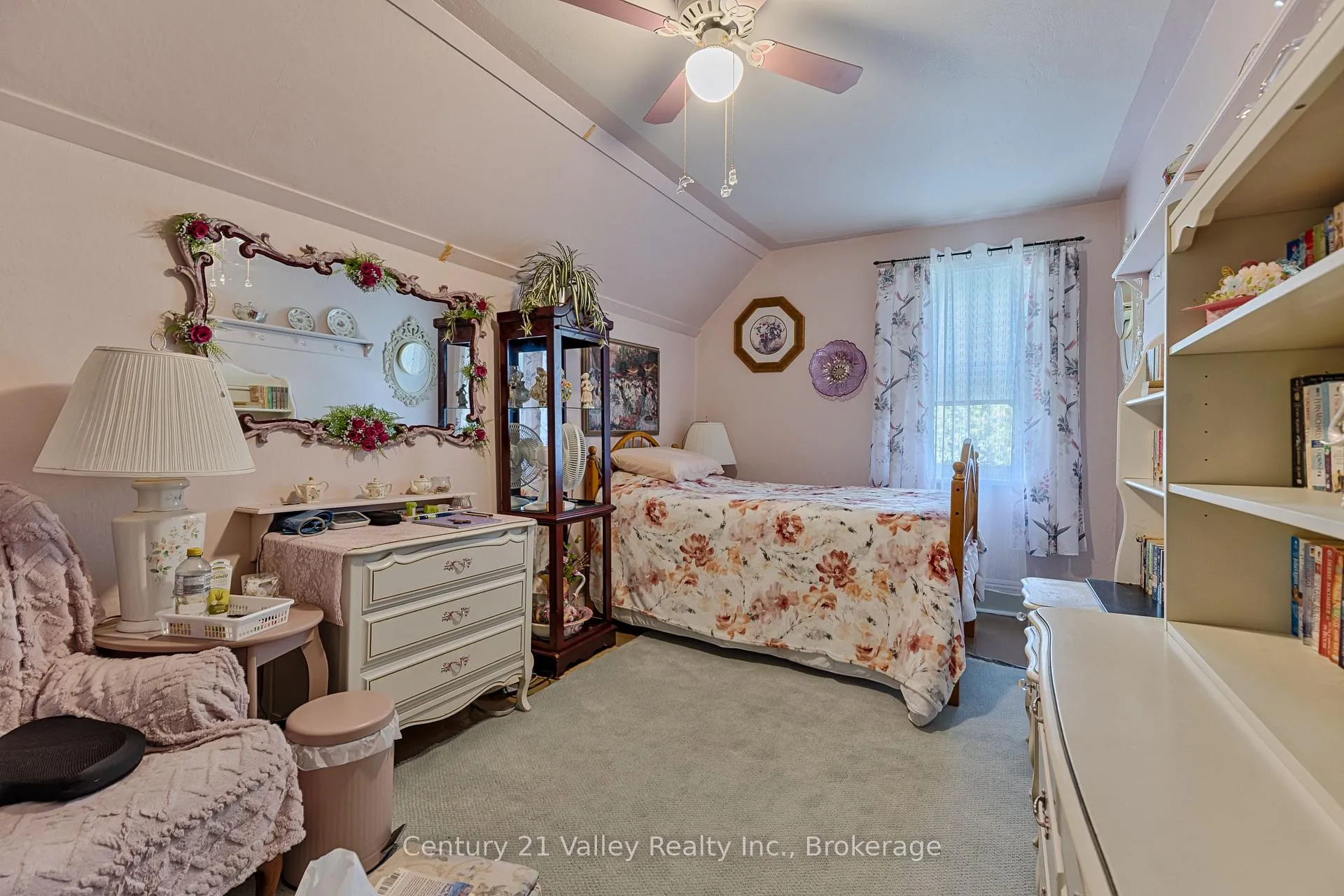 Photo 25 of 11174 60 Highway, North Algona Wilberforce, North Algona/Wilberforce Twp — HOMEH