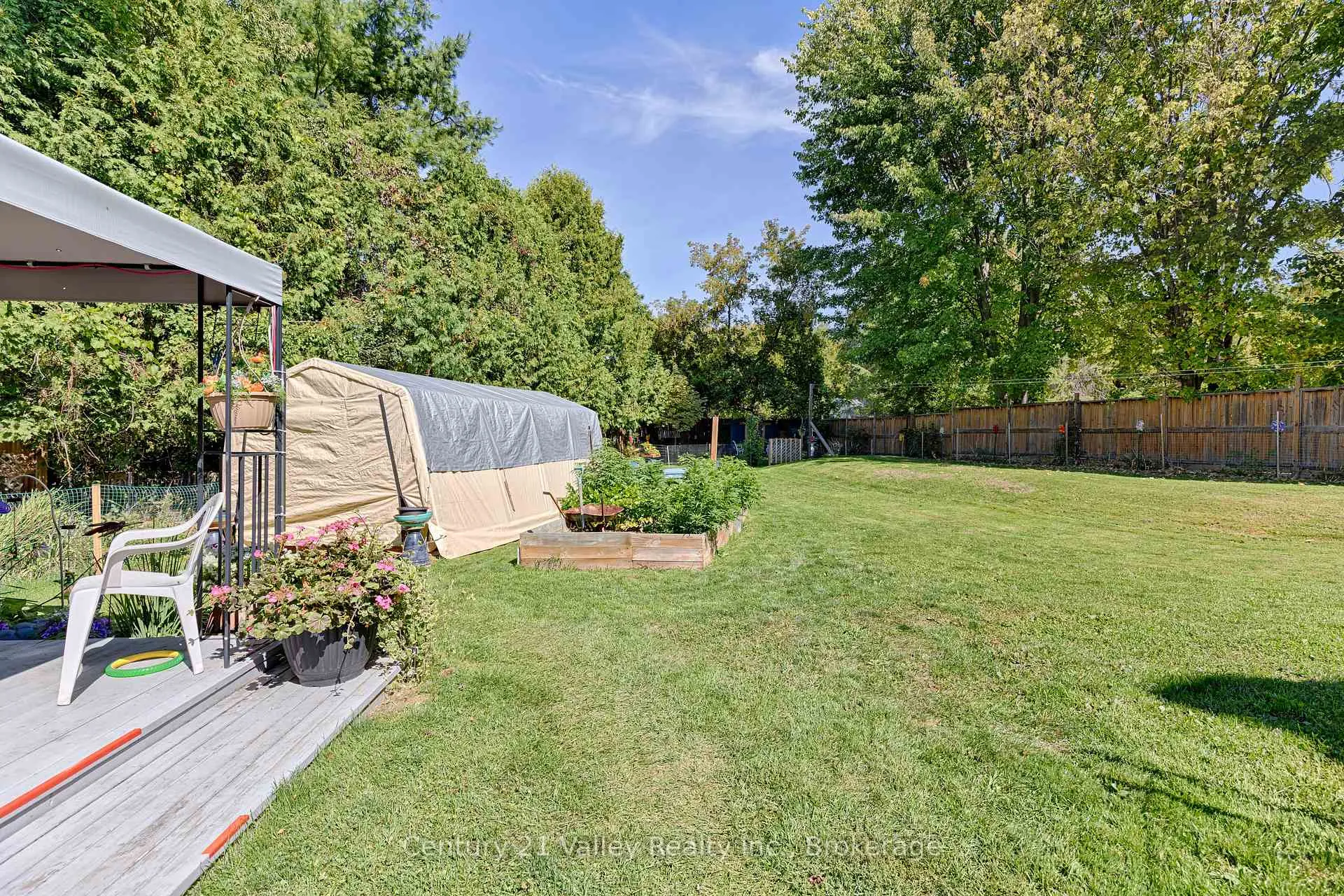 Photo 32 of 11174 60 Highway, North Algona Wilberforce, North Algona/Wilberforce Twp — HOMEH