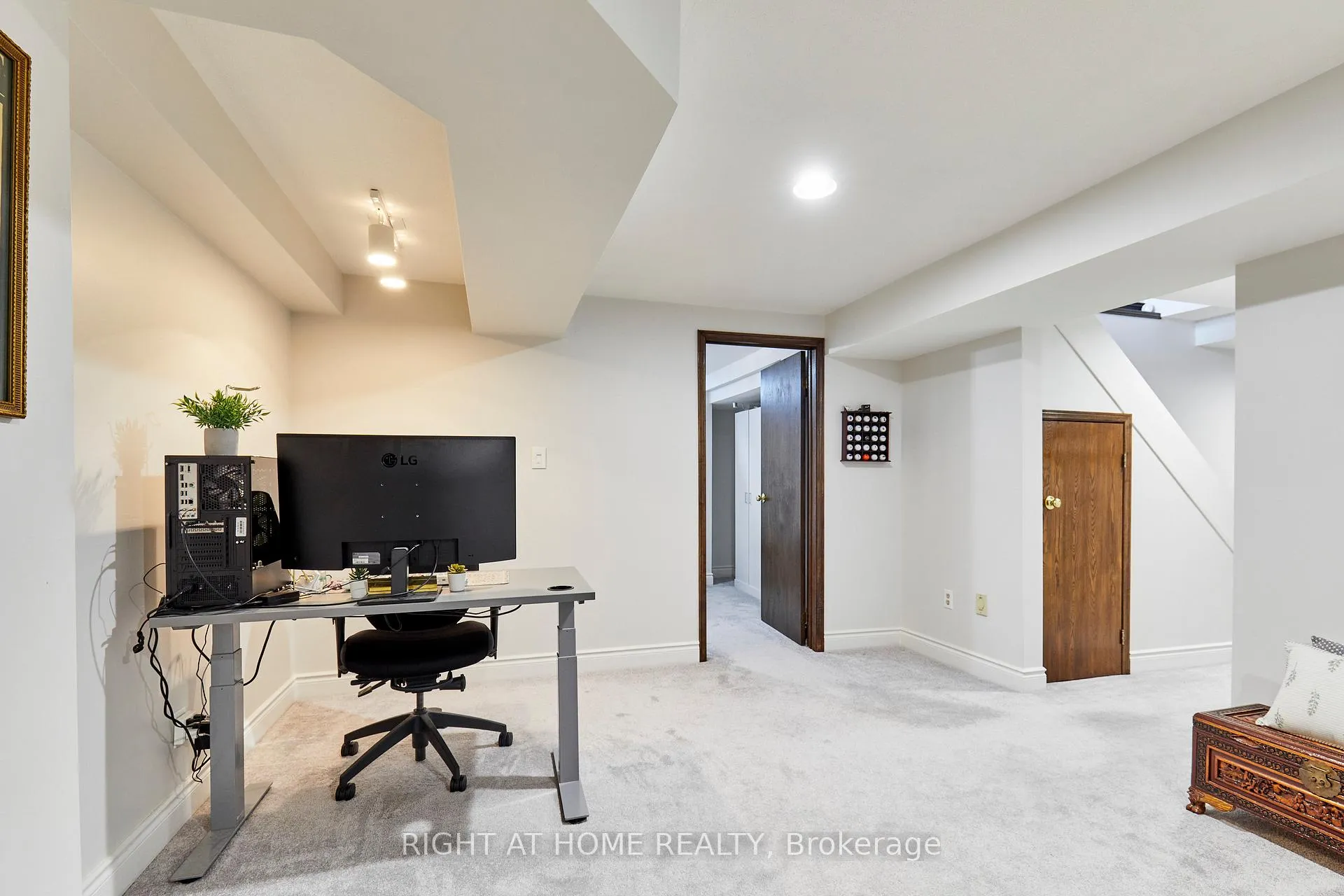 Photo 20 of 71 Barley Mill Crescent, Clarington, Bowmanville — HOMEH