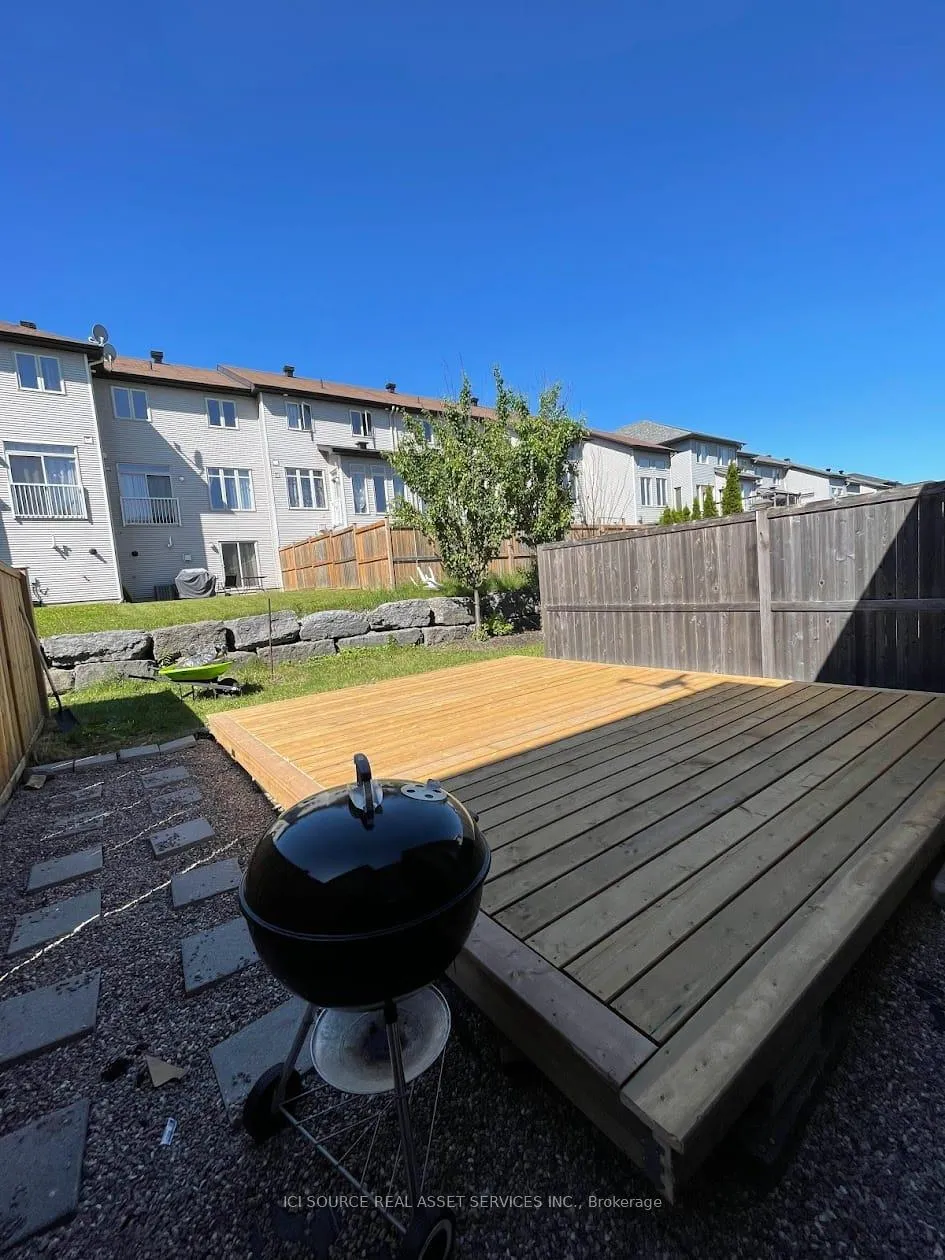 Photo 40 of 27 Torbec Avenue, Ottawa, Kanata - Kanata Lakes/Heritage Hills — HOMEH