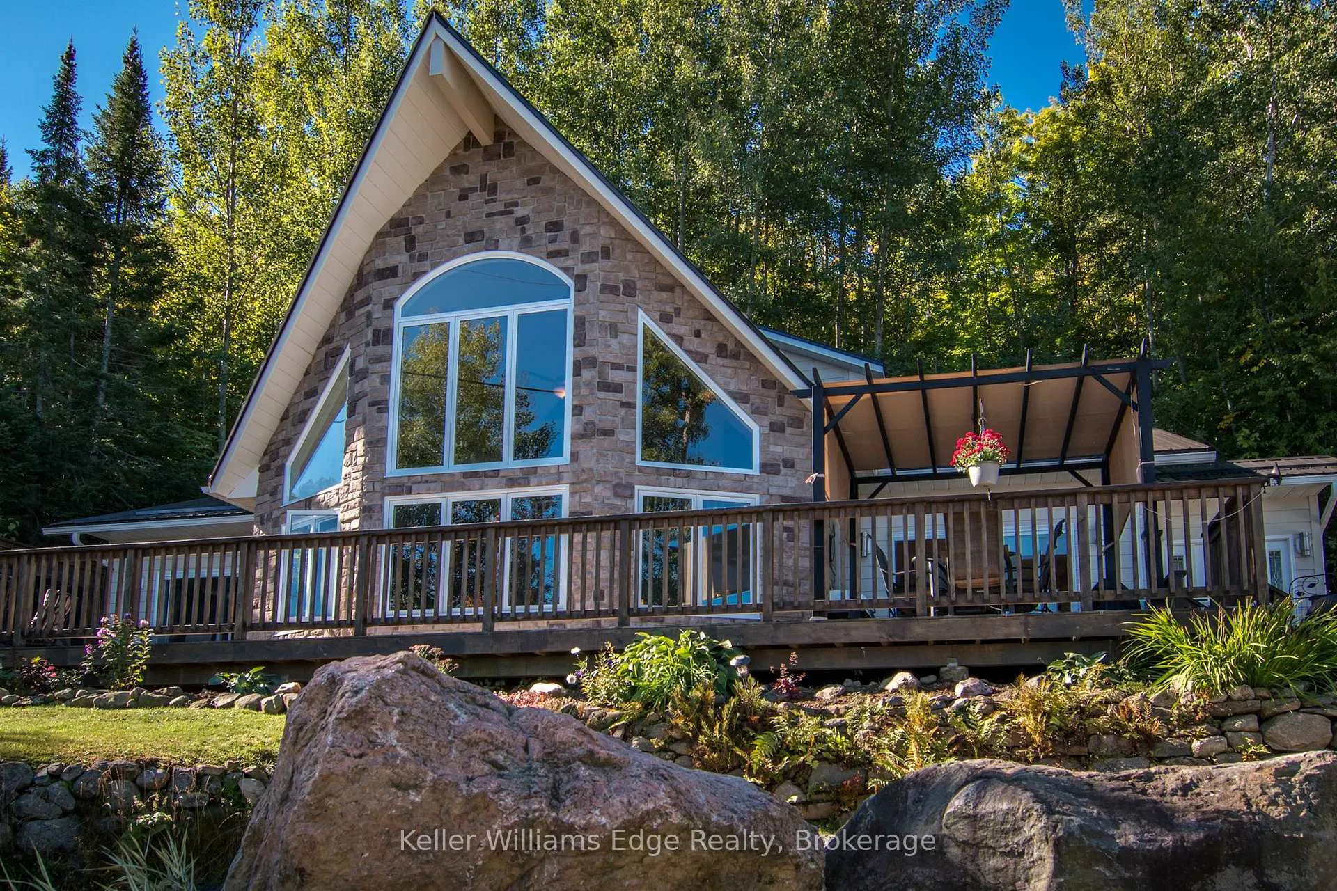 Photo 2 of 43 Lakeshore Drive, Hastings Highlands, Bangor Ward — HOMEH
