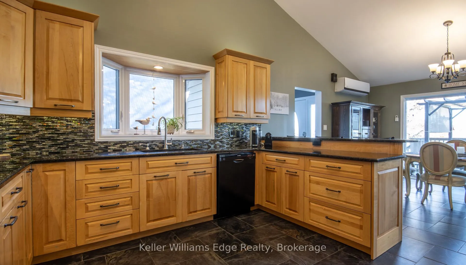 Photo 12 of 43 Lakeshore Drive, Hastings Highlands, Bangor Ward — HOMEH