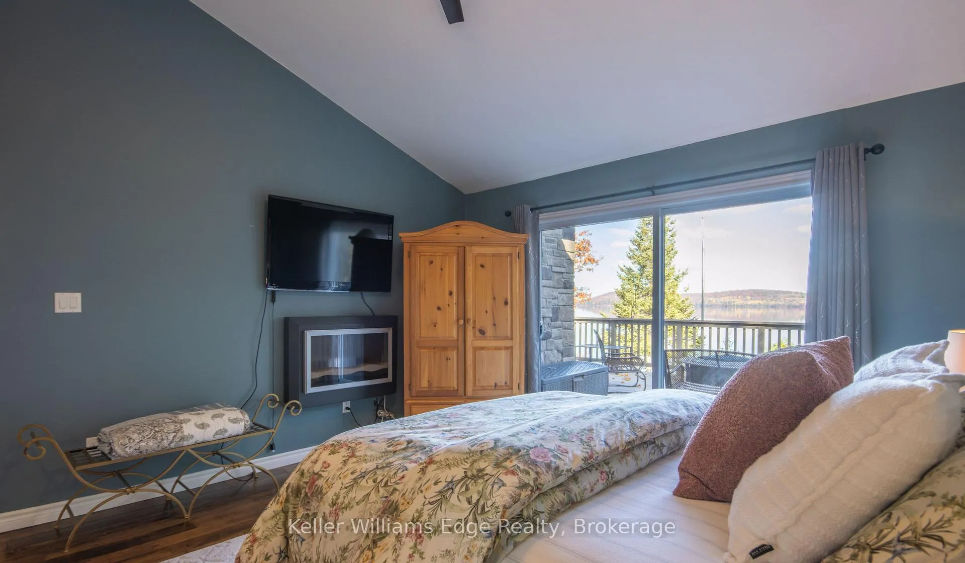 Photo 24 of 43 Lakeshore Drive, Hastings Highlands, Bangor Ward — HOMEH
