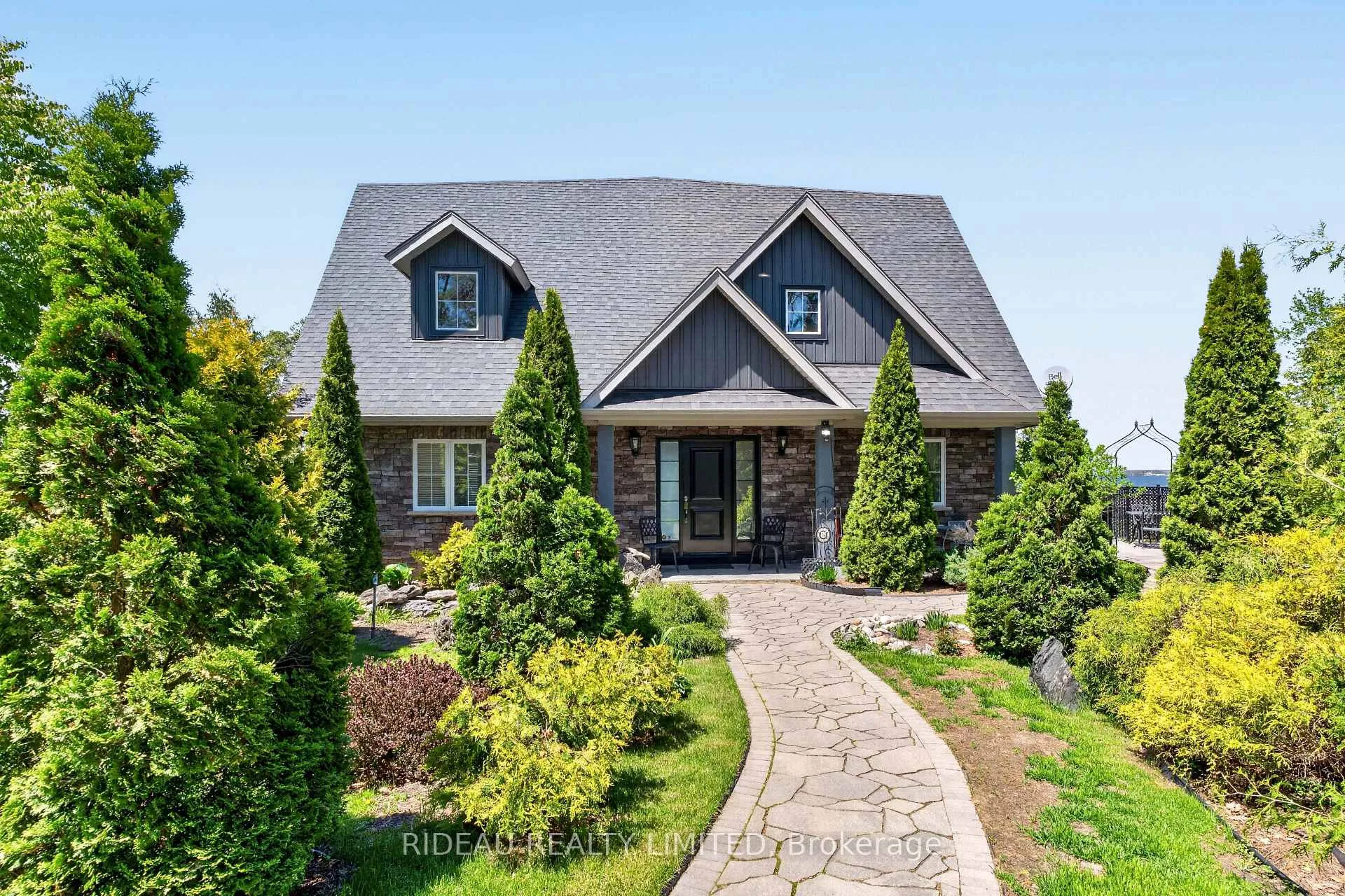 Photo 3 of 3592 County 3 Road, Prince Edward County, Ameliasburg Ward — HOMEH