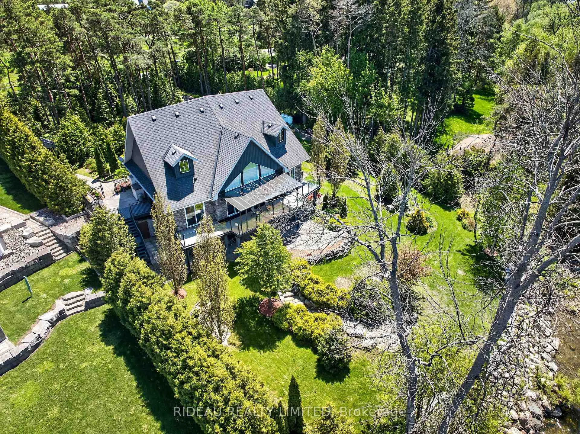Photo 8 of 3592 County 3 Road, Prince Edward County, Ameliasburg Ward — HOMEH