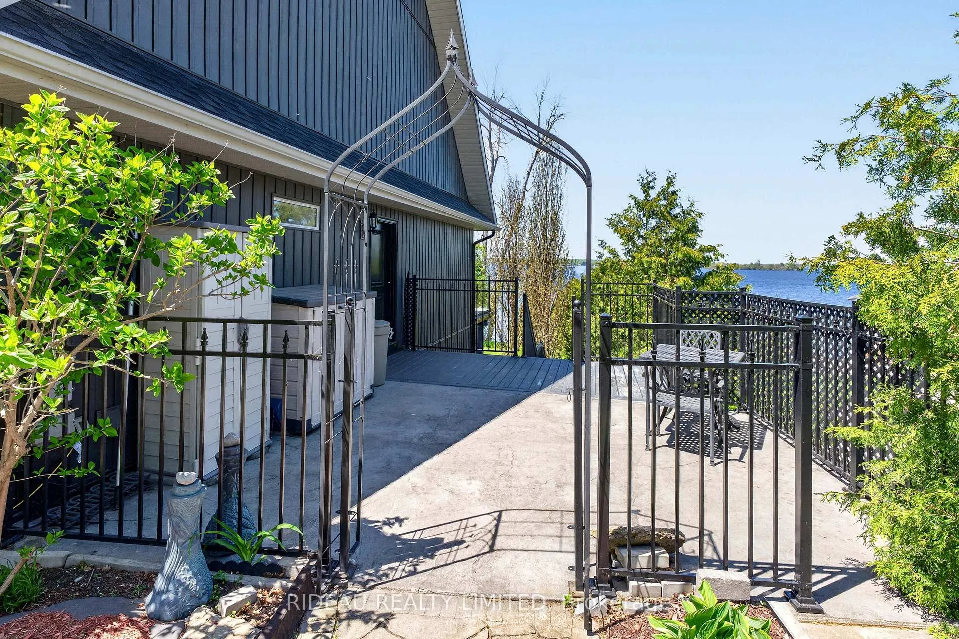 Photo 10 of 3592 County 3 Road, Prince Edward County, Ameliasburg Ward — HOMEH