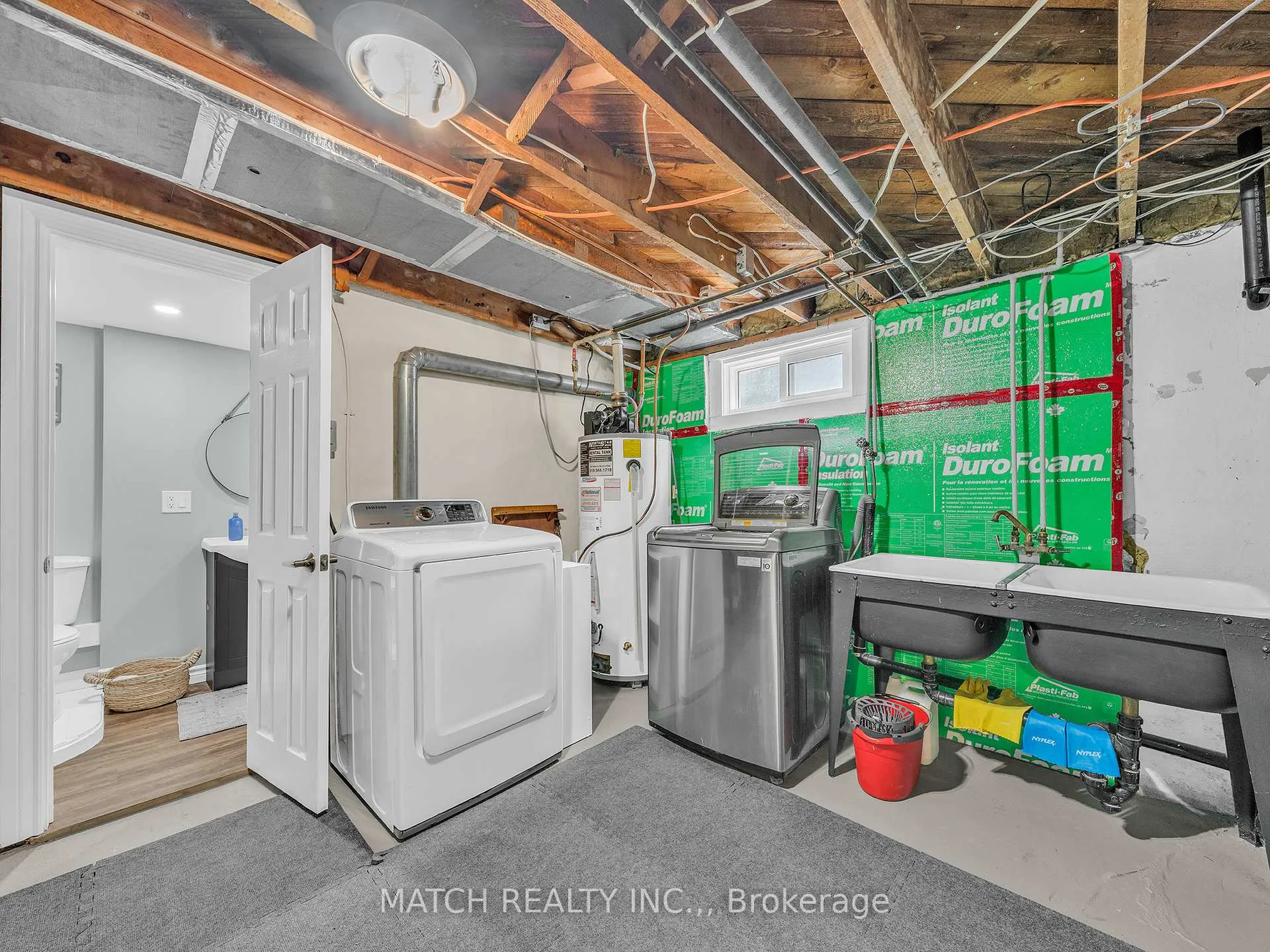 Photo 36 of 911 Homedale Boulevard, Windsor — HOMEH
