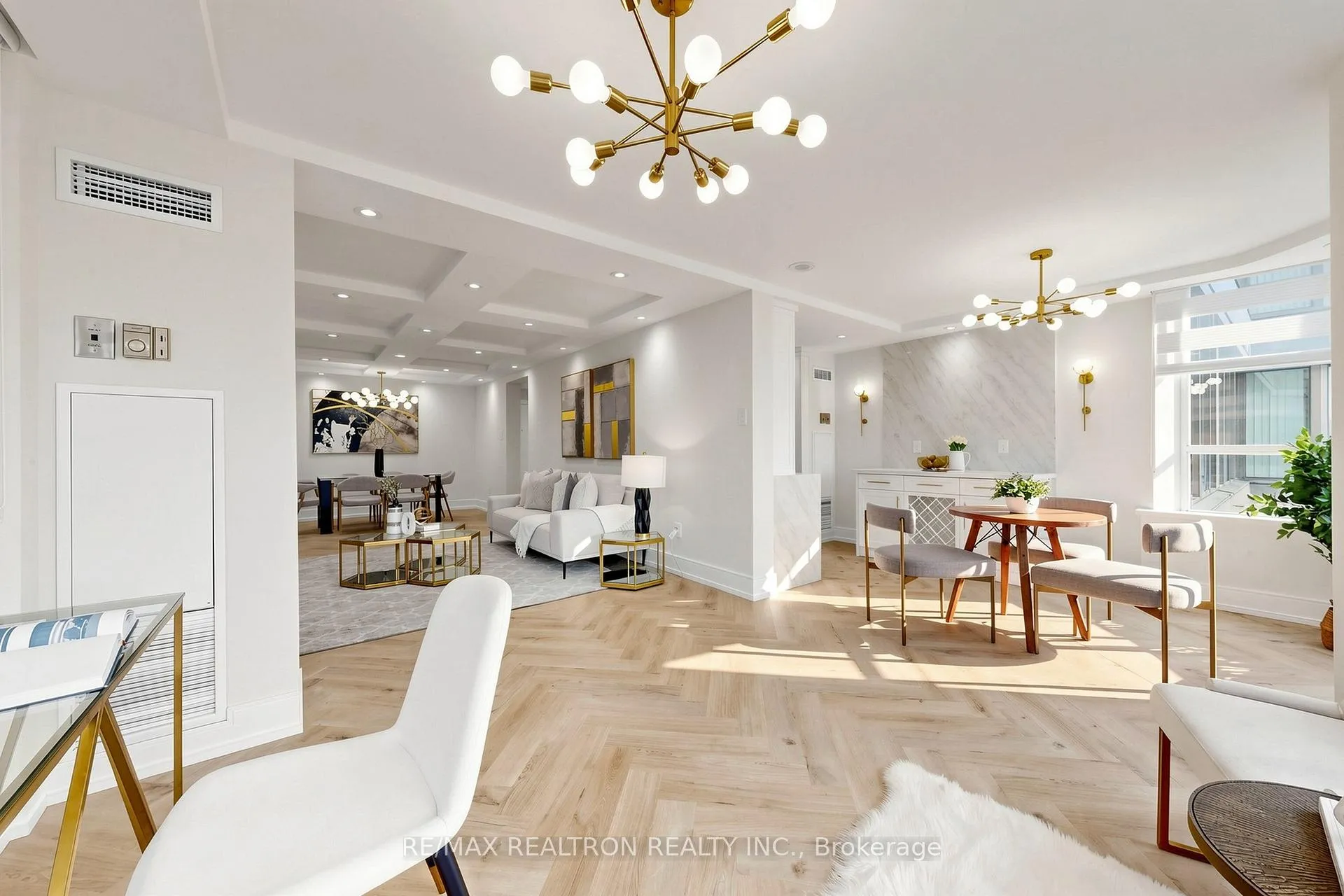 Photo 1 of Unit 308, 7 Townsgate Drive, Vaughan, Crestwood-Springfarm-Yorkhill — HOMEH