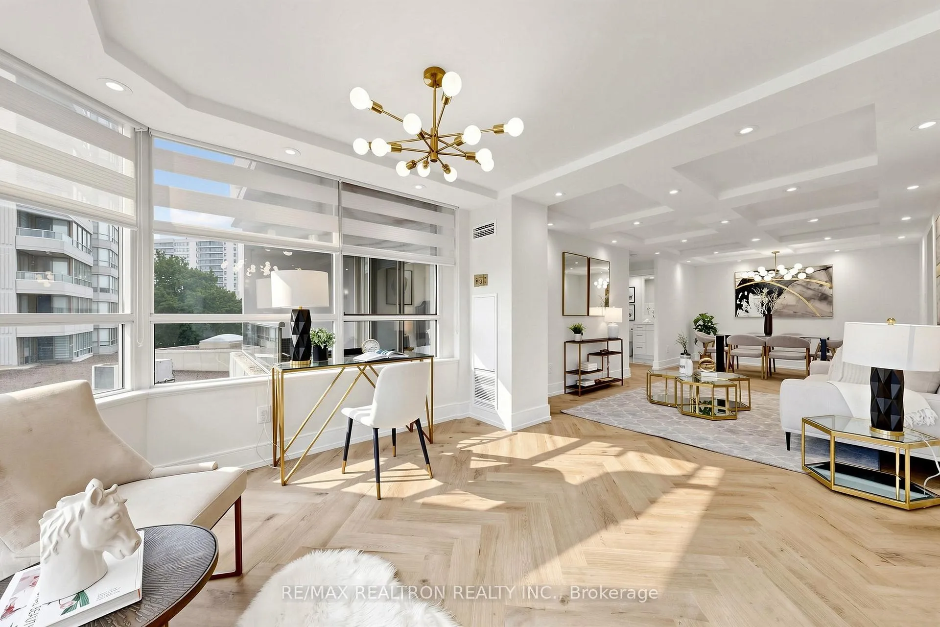 Photo 15 of Unit 308, 7 Townsgate Drive, Vaughan, Crestwood-Springfarm-Yorkhill — HOMEH