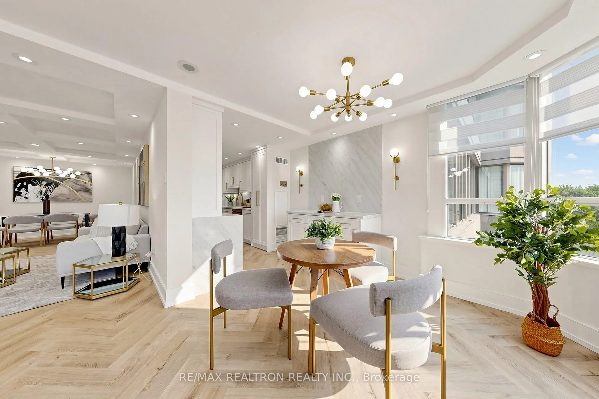 Photo 21 of Unit 308, 7 Townsgate Drive, Vaughan, Crestwood-Springfarm-Yorkhill — HOMEH