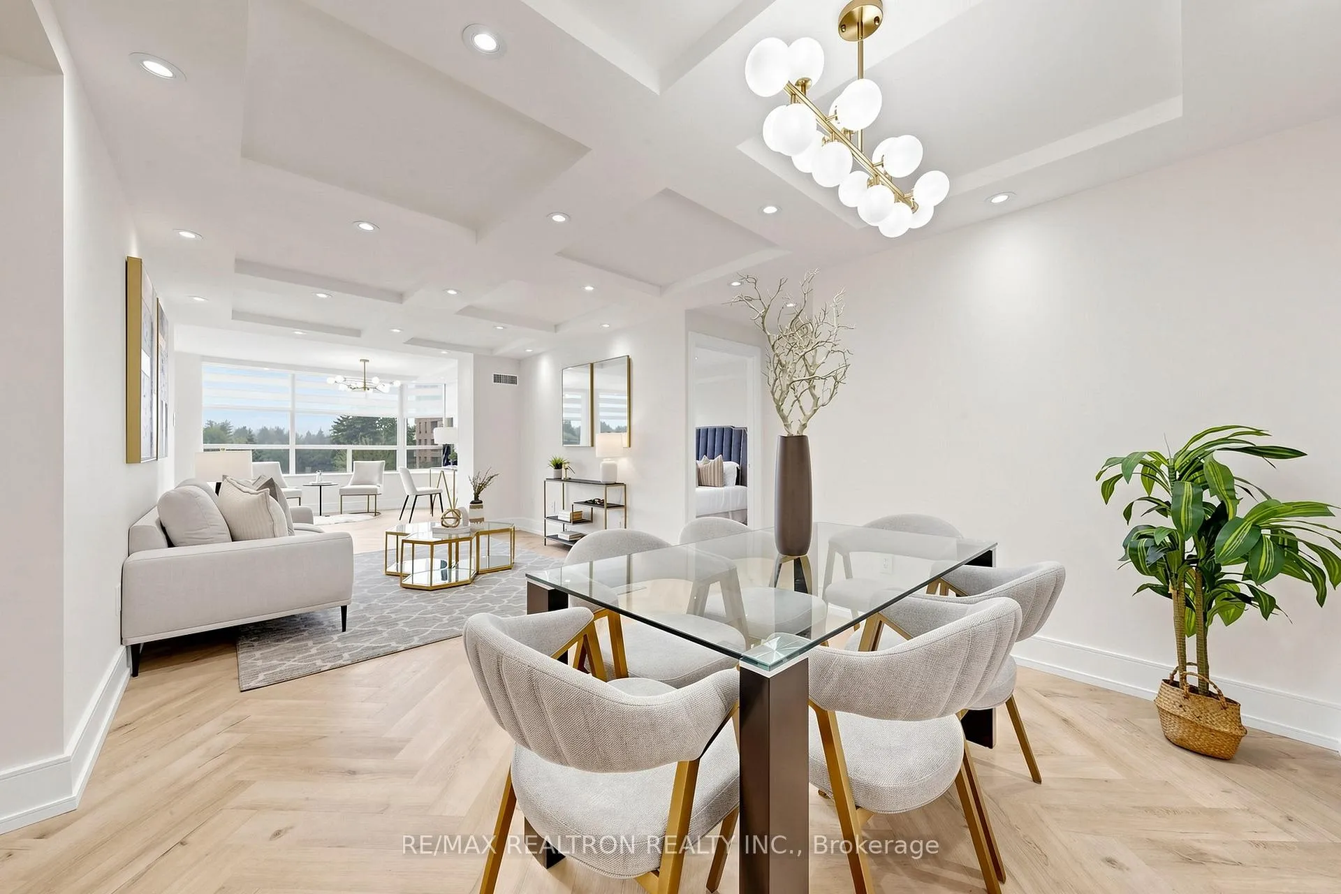 Photo 23 of Unit 308, 7 Townsgate Drive, Vaughan, Crestwood-Springfarm-Yorkhill — HOMEH