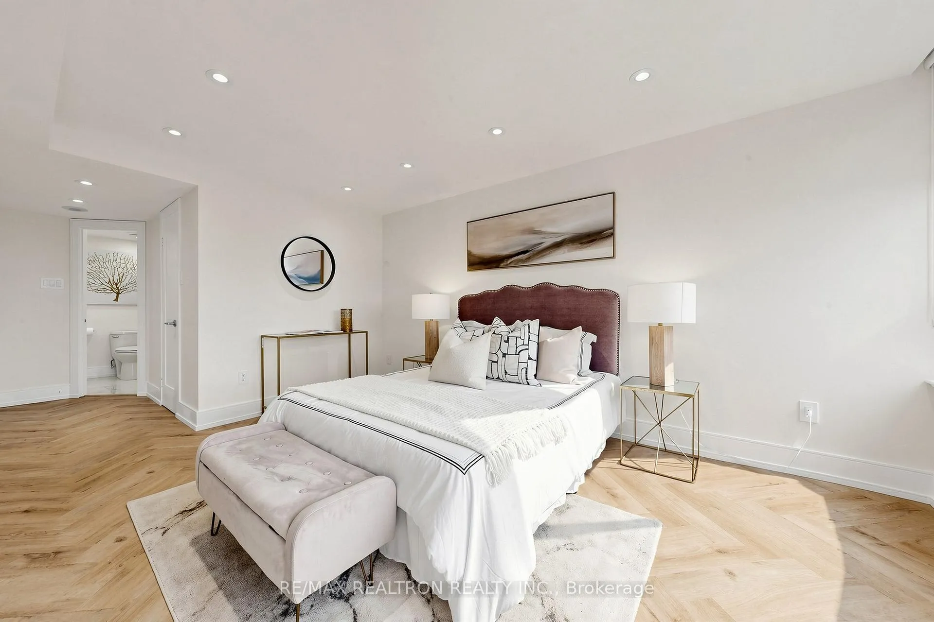 Photo 25 of Unit 308, 7 Townsgate Drive, Vaughan, Crestwood-Springfarm-Yorkhill — HOMEH