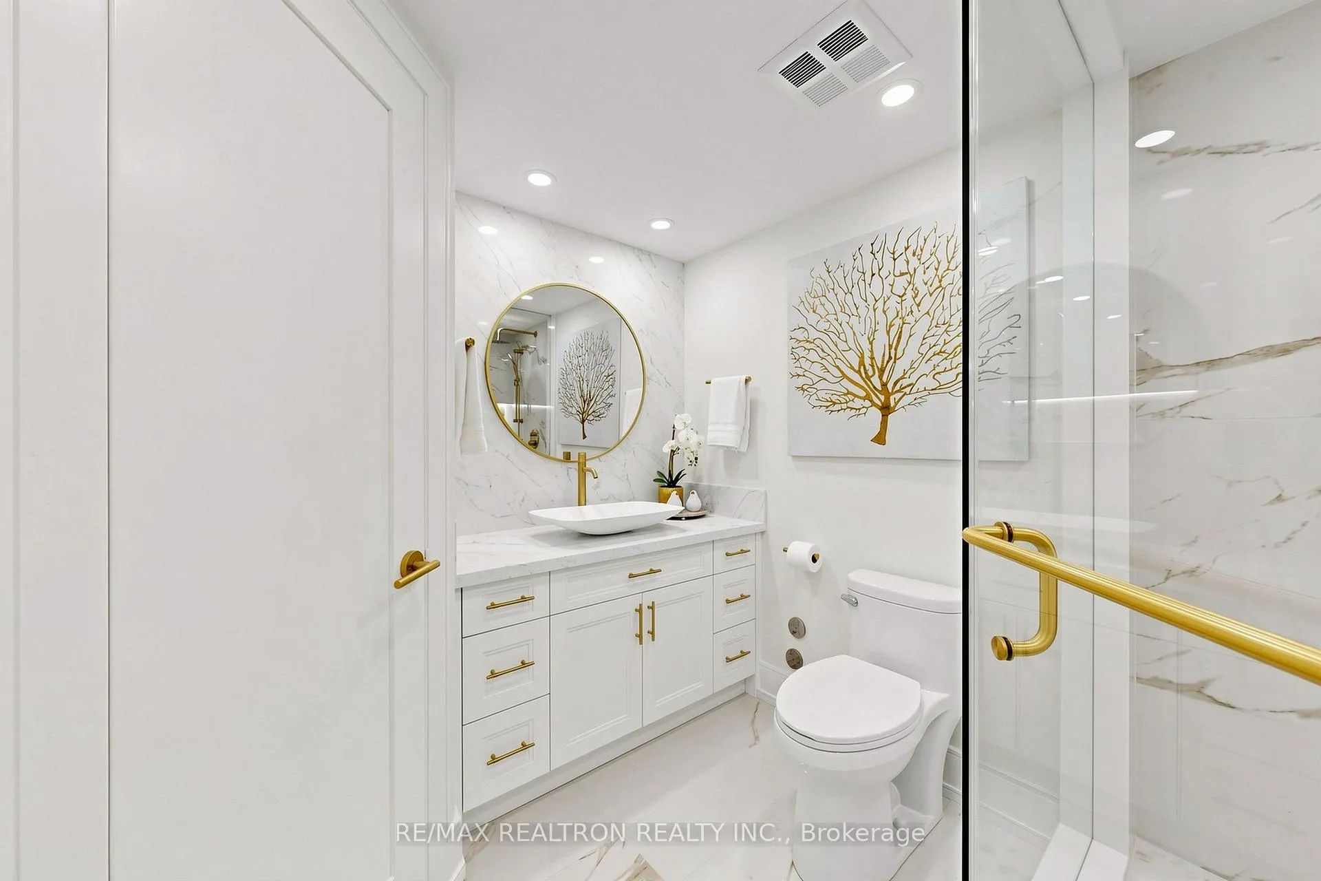 Photo 27 of Unit 308, 7 Townsgate Drive, Vaughan, Crestwood-Springfarm-Yorkhill — HOMEH