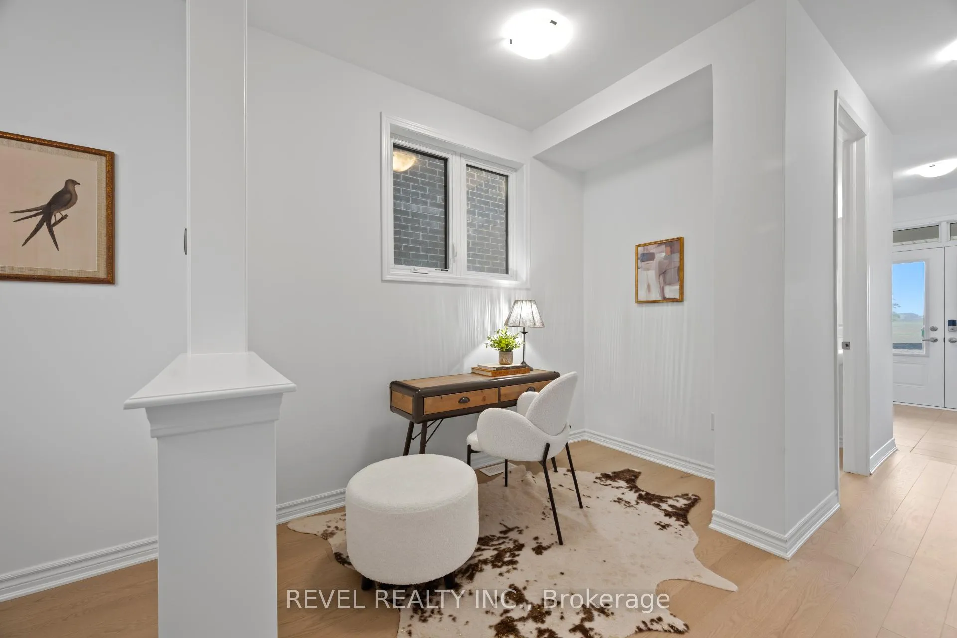Photo 3 of 1313 Farrell Court, Milton, Bowes — HOMEH