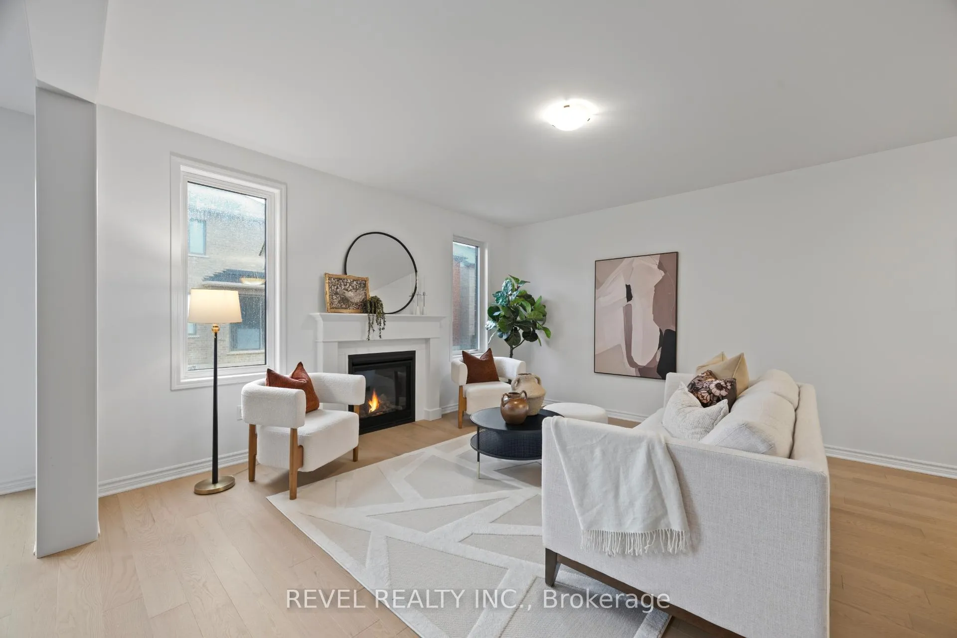 Photo 6 of 1313 Farrell Court, Milton, Bowes — HOMEH