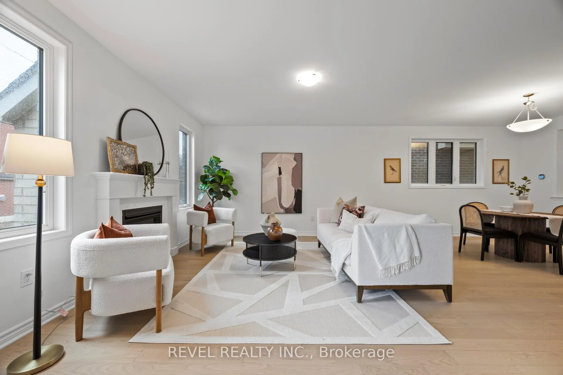 Photo 7 of 1313 Farrell Court, Milton, Bowes — HOMEH