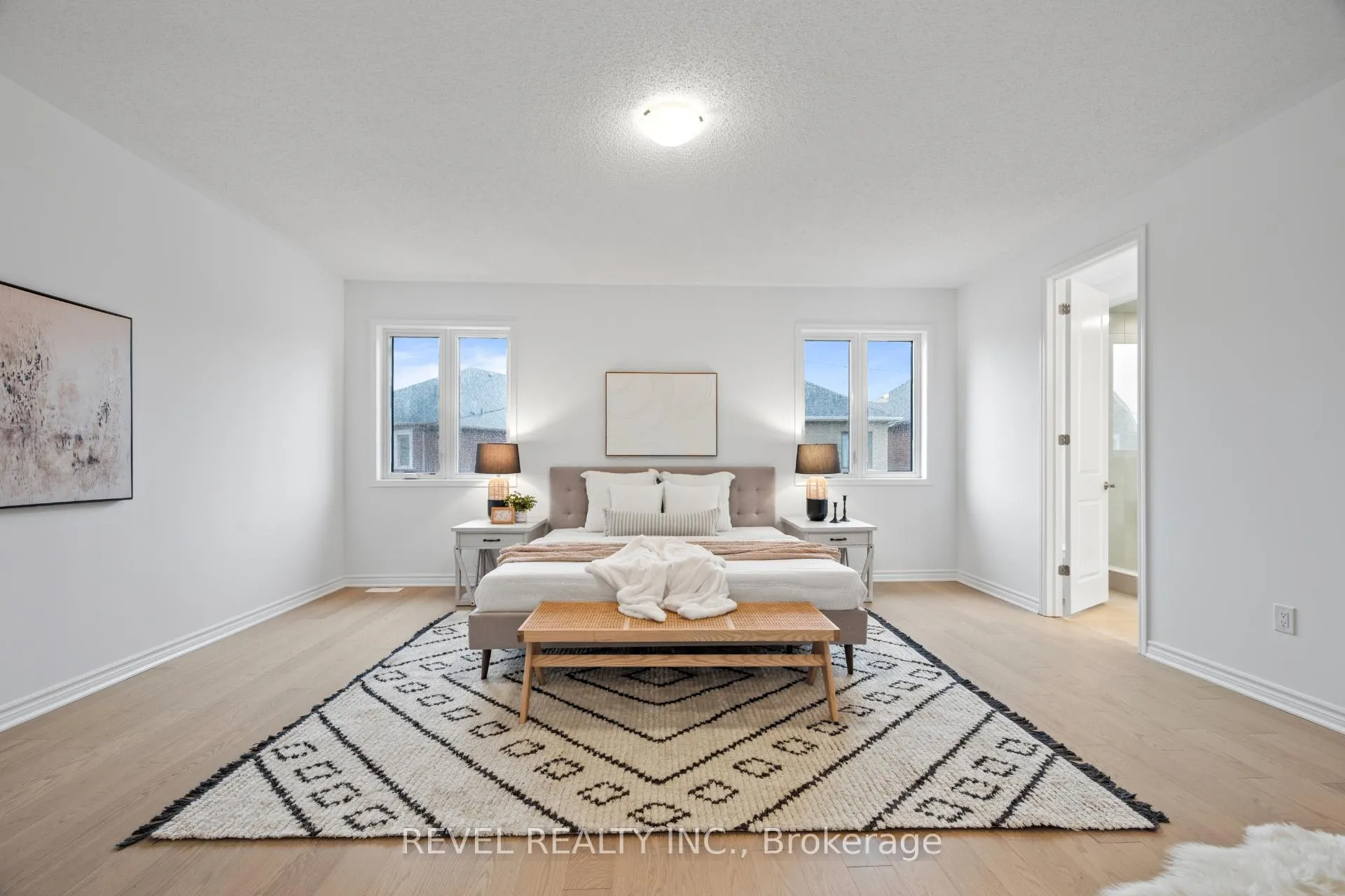 Photo 20 of 1313 Farrell Court, Milton, Bowes — HOMEH