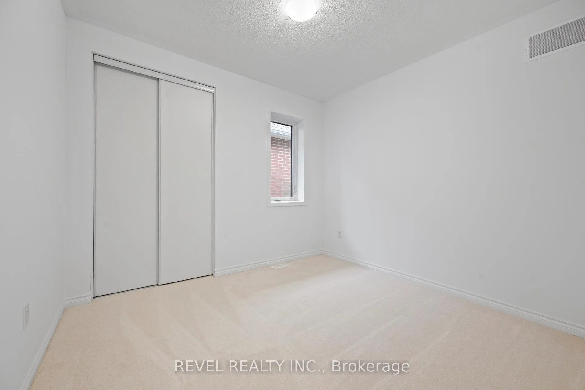 Photo 26 of 1313 Farrell Court, Milton, Bowes — HOMEH