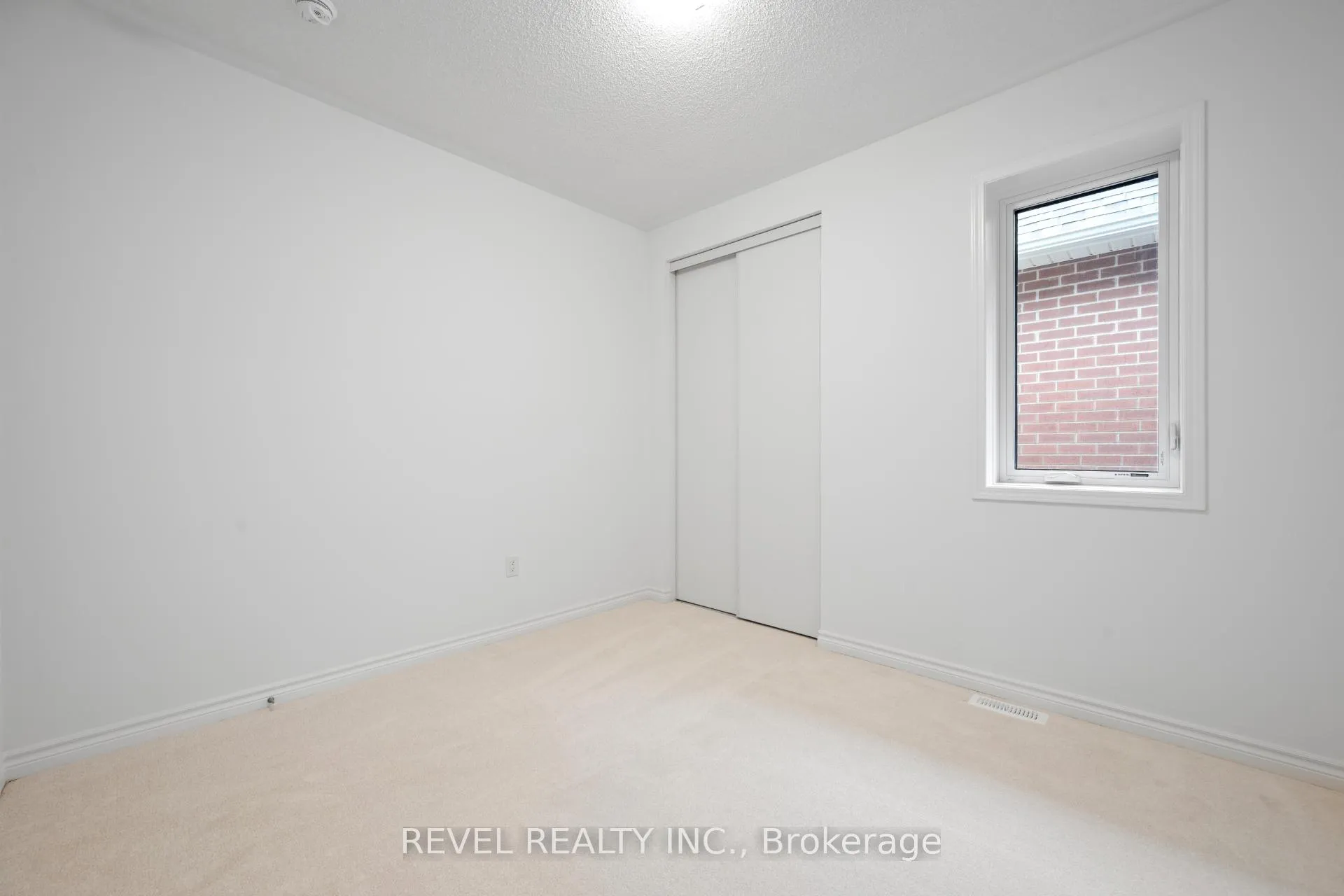 Photo 27 of 1313 Farrell Court, Milton, Bowes — HOMEH