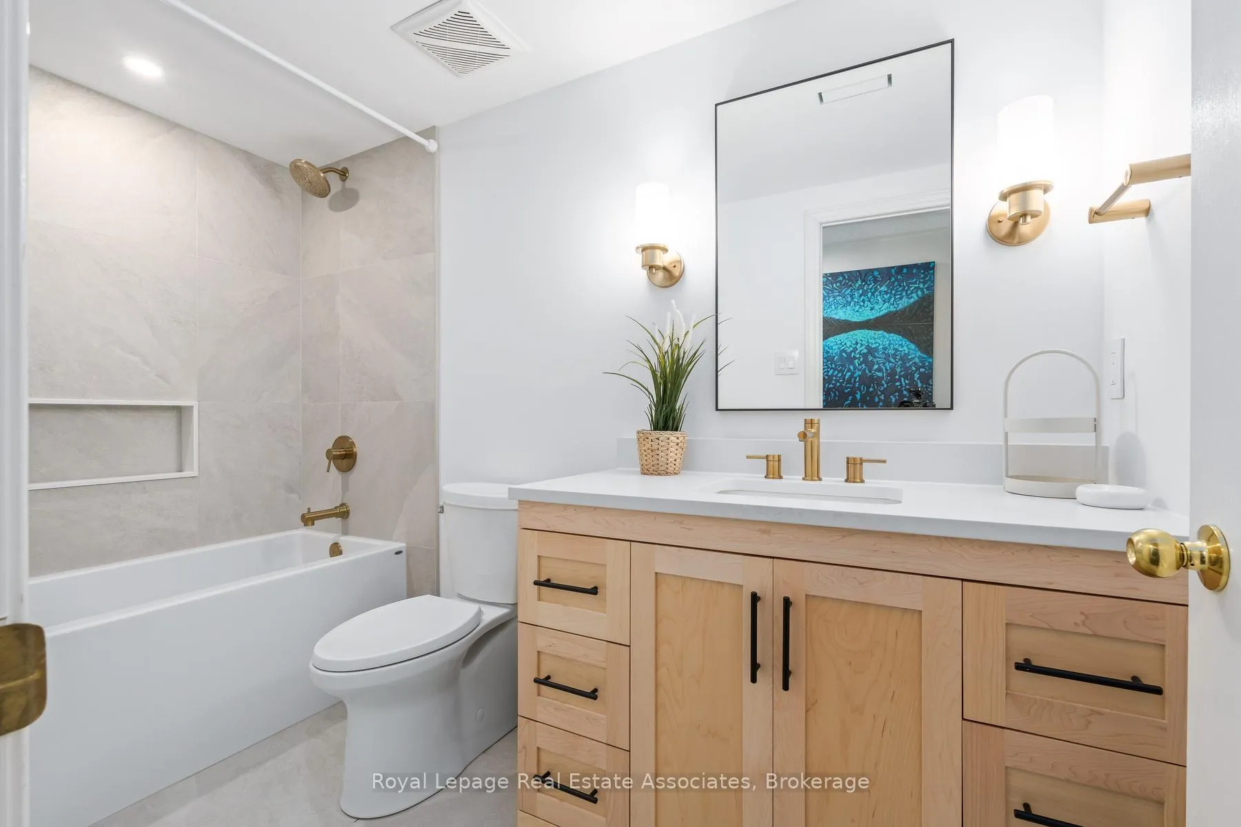 Photo 24 of 15263 Argyll Road, Halton Hills, Georgetown — HOMEH