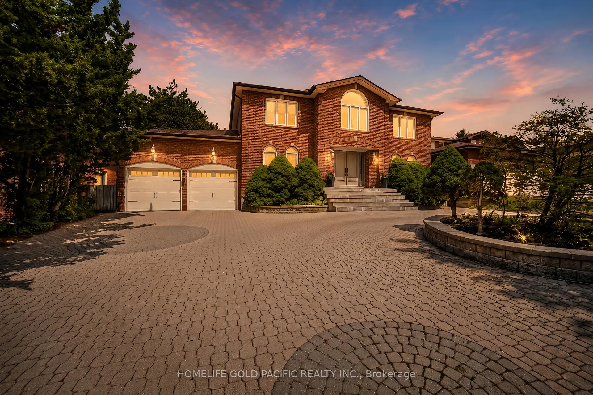 Photo 1 of 44 Ravenhill Crescent, Markham, Milliken Mills East — HOMEH
