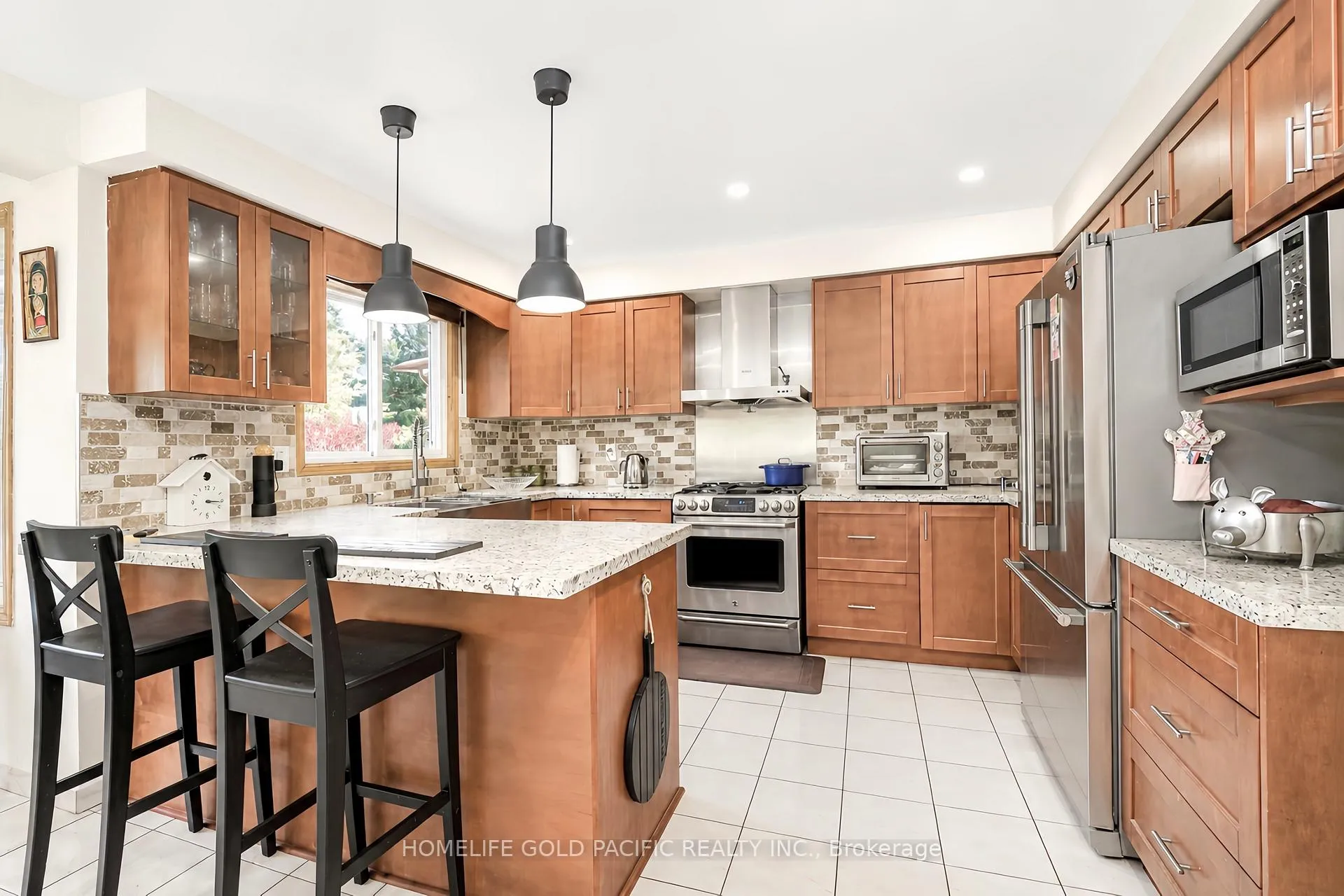 Photo 27 of 44 Ravenhill Crescent, Markham, Milliken Mills East — HOMEH
