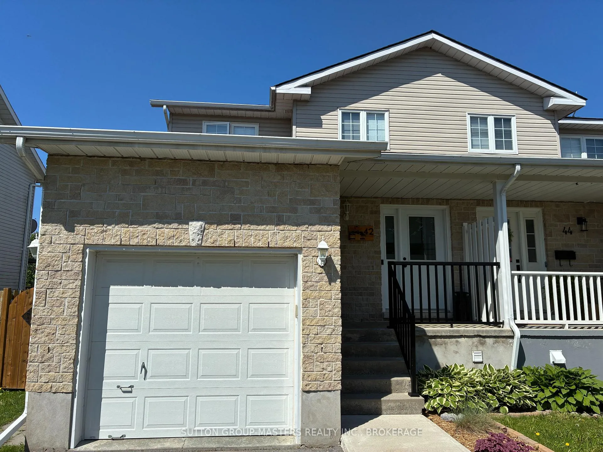 Photo 1 of 42 Clifford Street, Loyalist, Amherstview — HOMEH