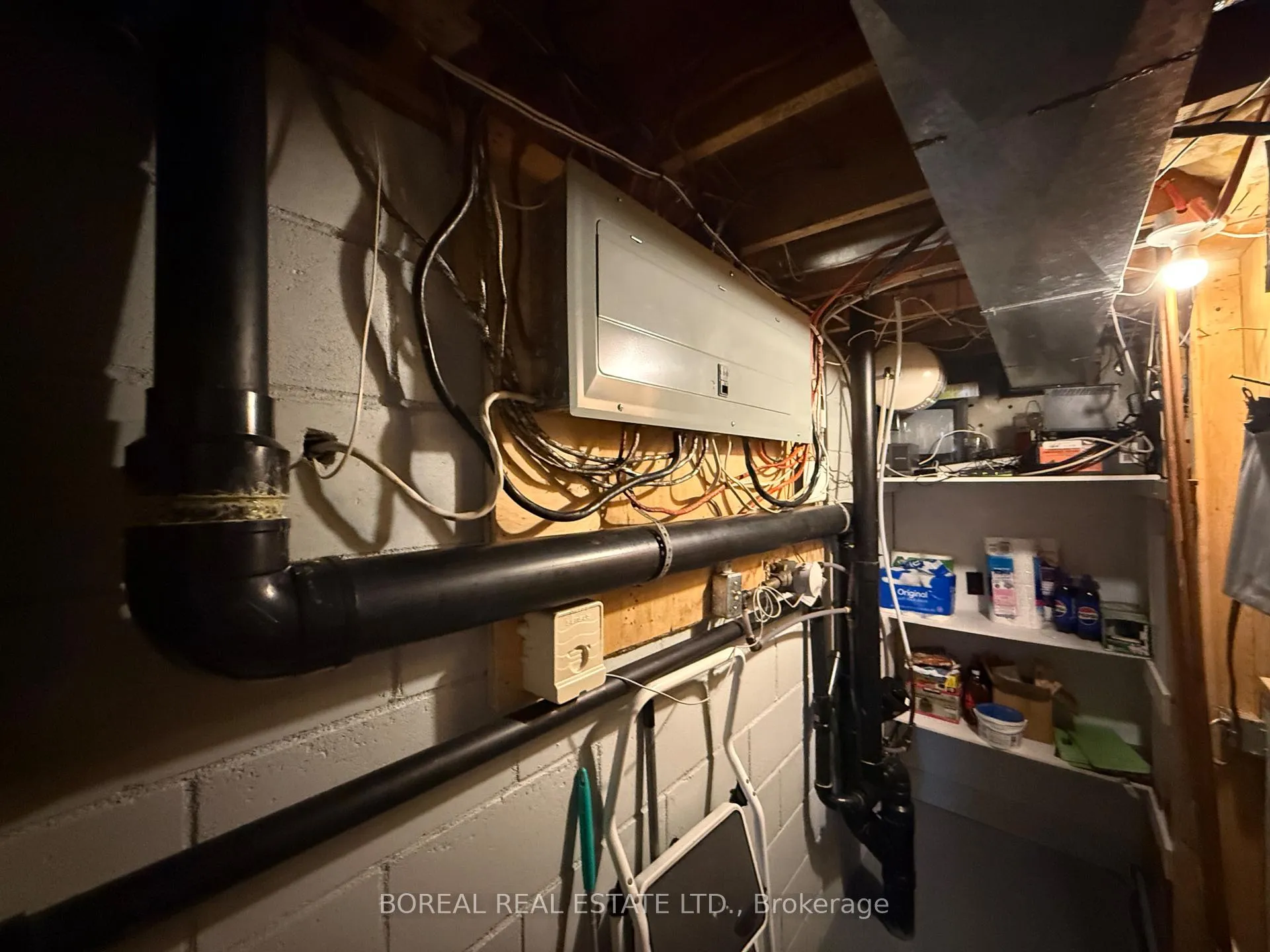 Photo 36 of 423 Fourteenth Avenue, Cochrane — HOMEH
