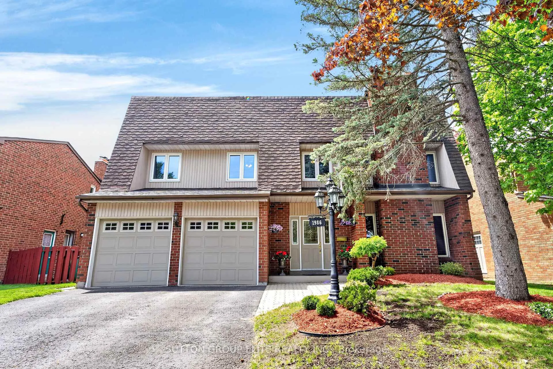 Photo 1 of 1986 Spruce Hill Road, Pickering, Dunbarton — HOMEH
