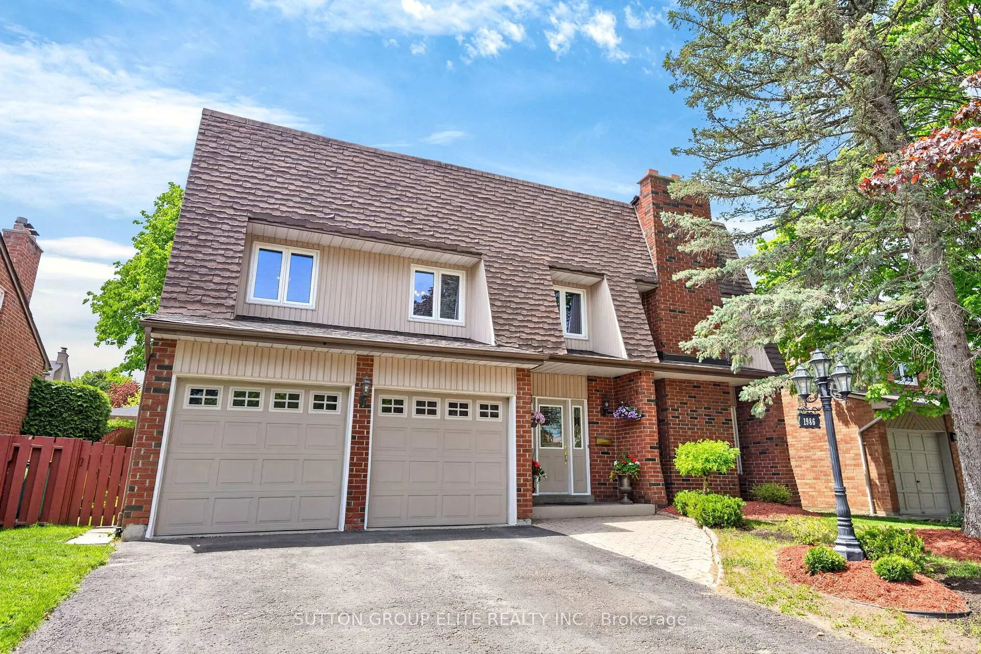 Photo 2 of 1986 Spruce Hill Road, Pickering, Dunbarton — HOMEH