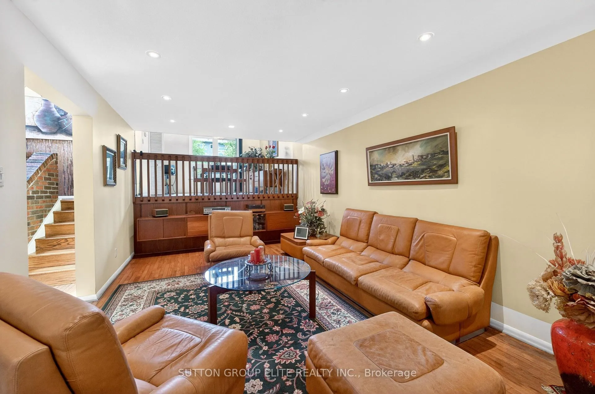 Photo 8 of 1986 Spruce Hill Road, Pickering, Dunbarton — HOMEH