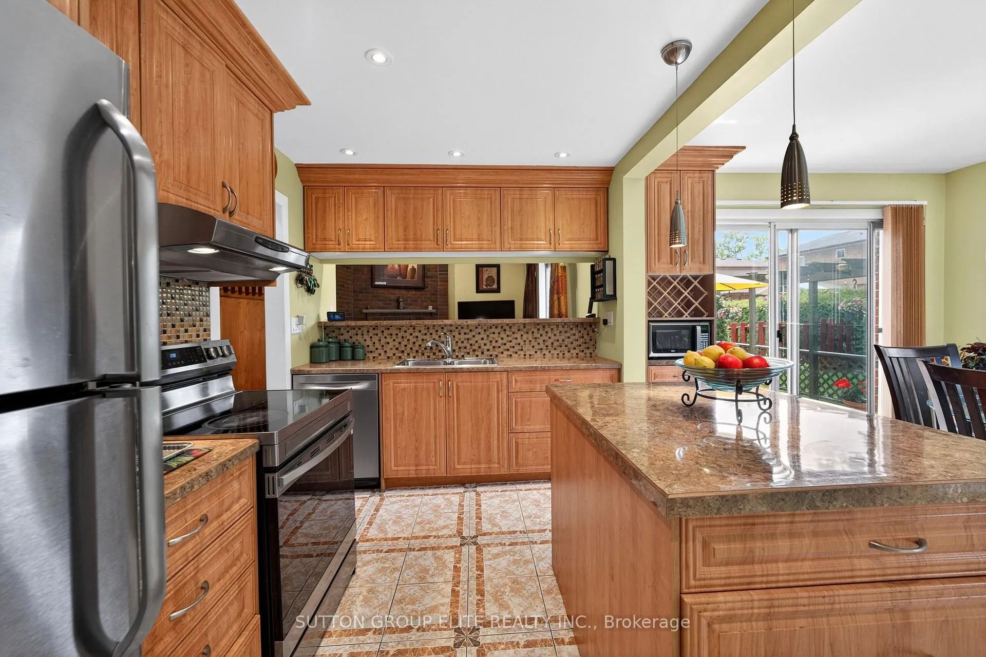 Photo 19 of 1986 Spruce Hill Road, Pickering, Dunbarton — HOMEH