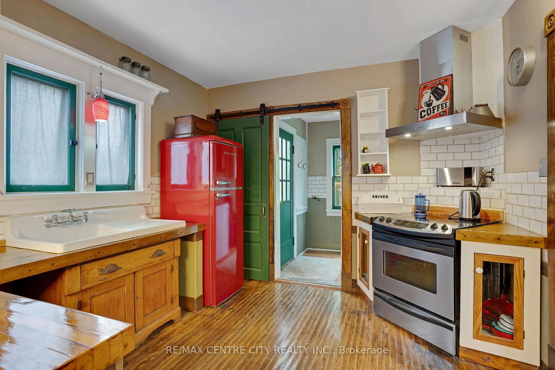 Photo 12 of 339 Greenfield Avenue, Kitchener — HOMEH