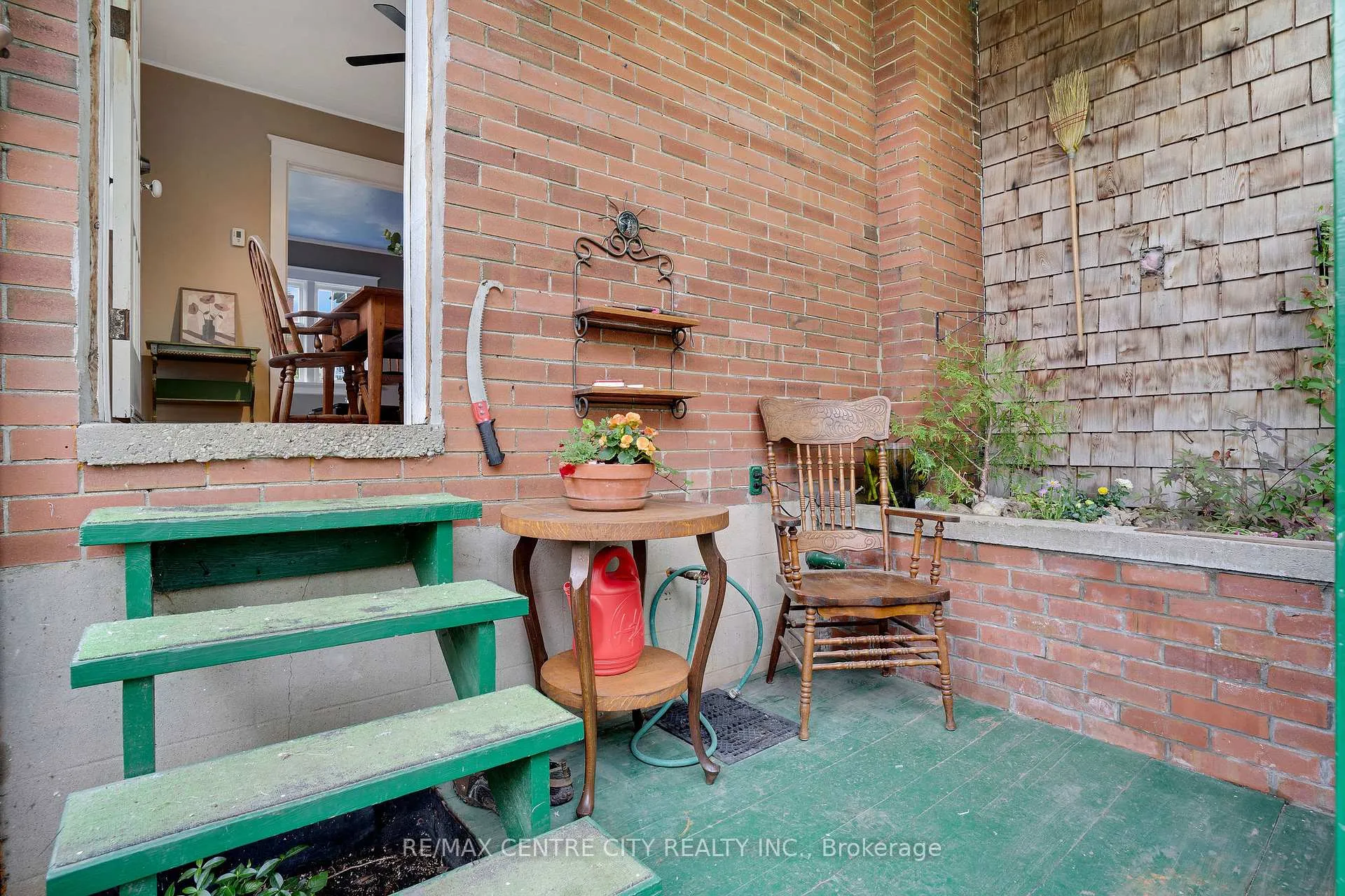 Photo 16 of 339 Greenfield Avenue, Kitchener — HOMEH