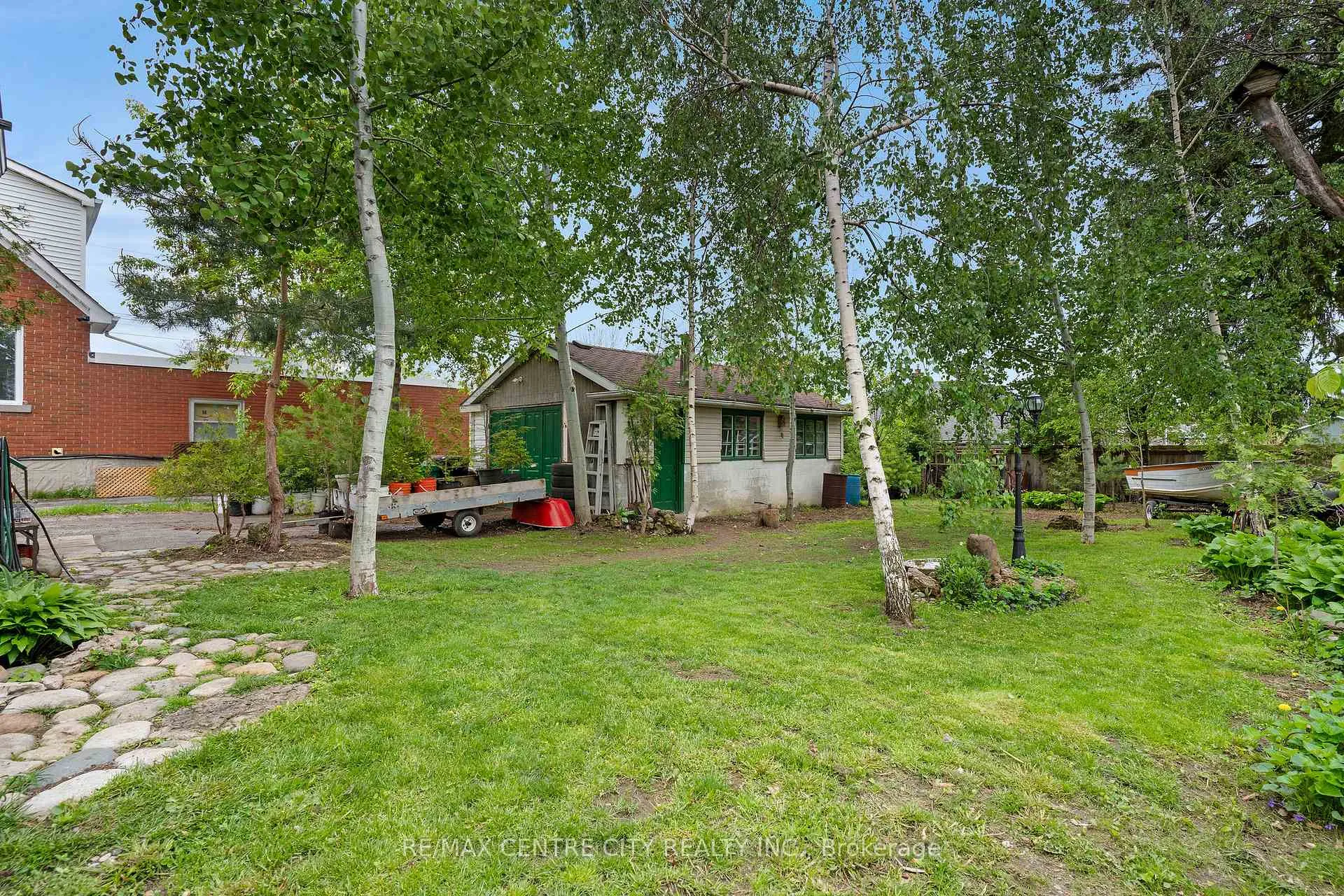 Photo 33 of 339 Greenfield Avenue, Kitchener — HOMEH