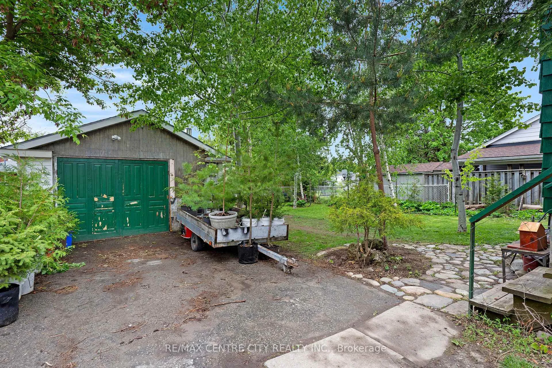 Photo 41 of 339 Greenfield Avenue, Kitchener — HOMEH