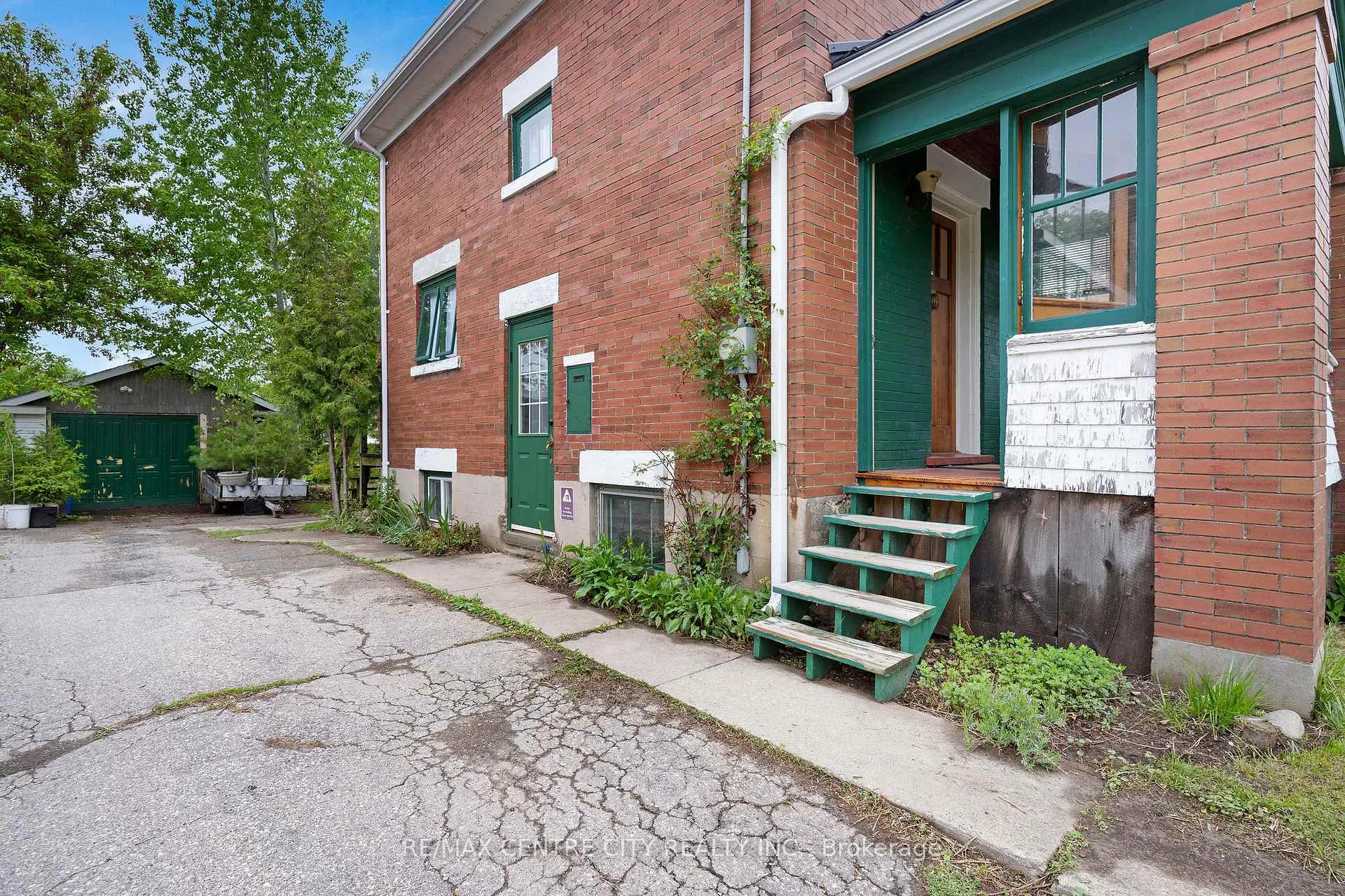 Photo 42 of 339 Greenfield Avenue, Kitchener — HOMEH