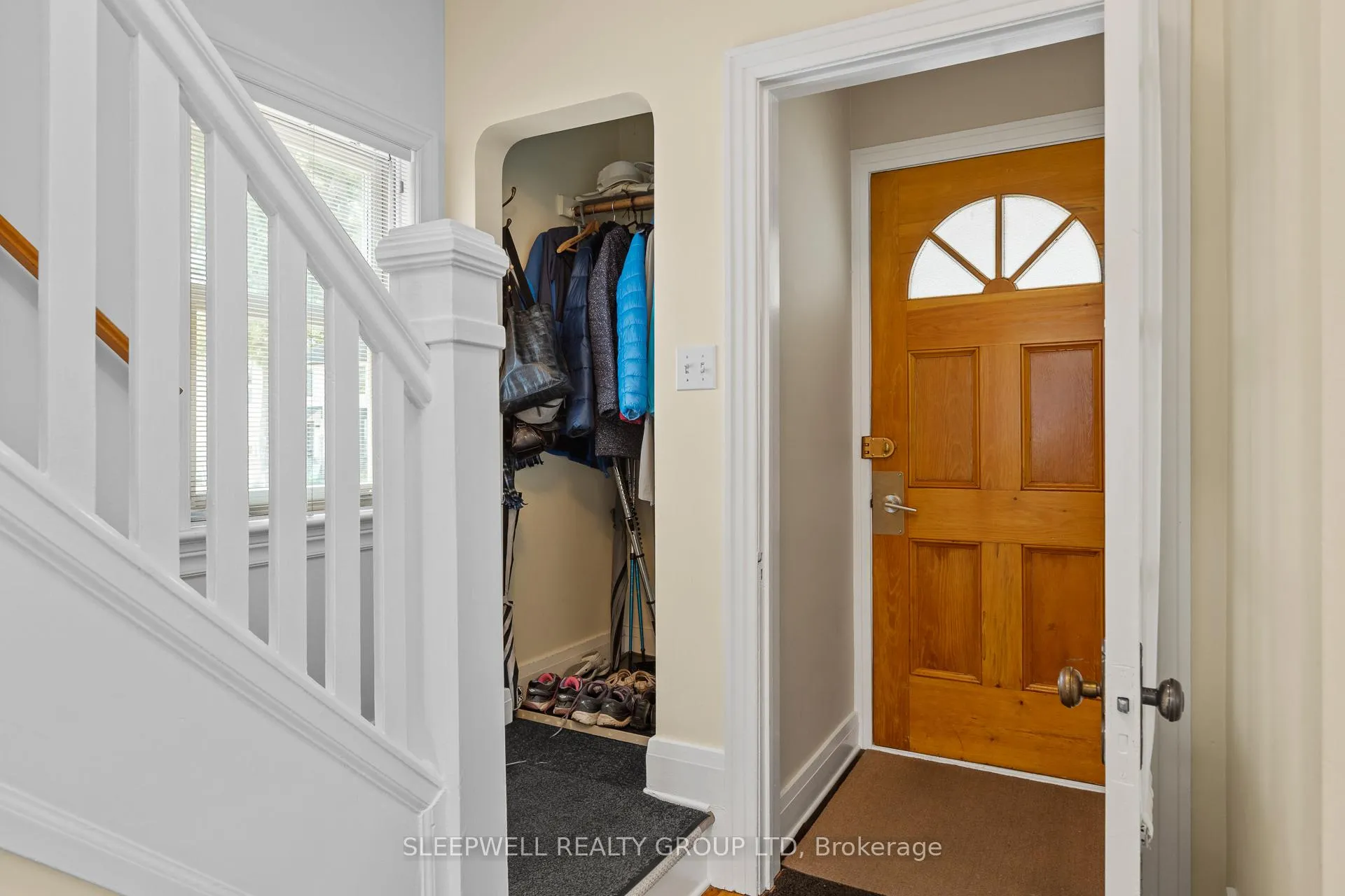 Photo 2 of 30 Belgrave Road, Ottawa, Ottawa East — HOMEH
