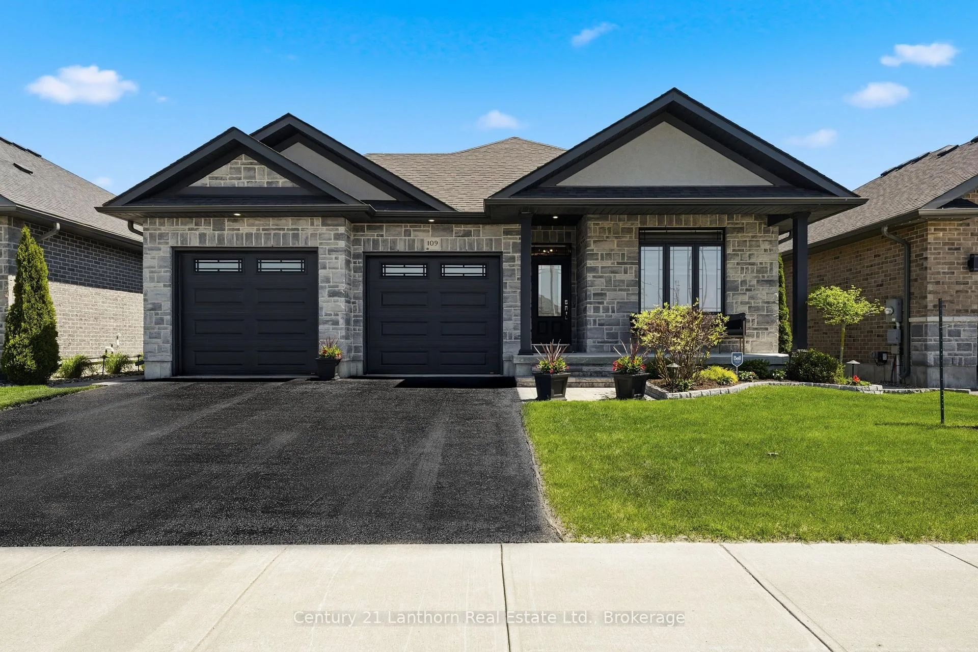 Photo 1 of 109 Hampton Ridge Drive, Belleville, Thurlow Ward — HOMEH