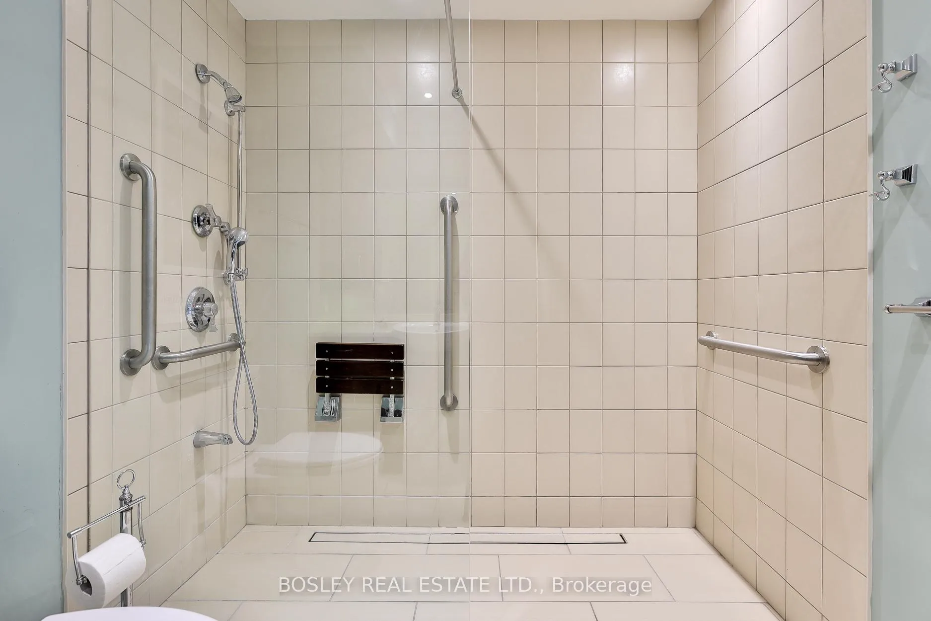 Photo 20 of Unit 203, 1387 Bayview Avenue, Toronto, Leaside — HOMEH