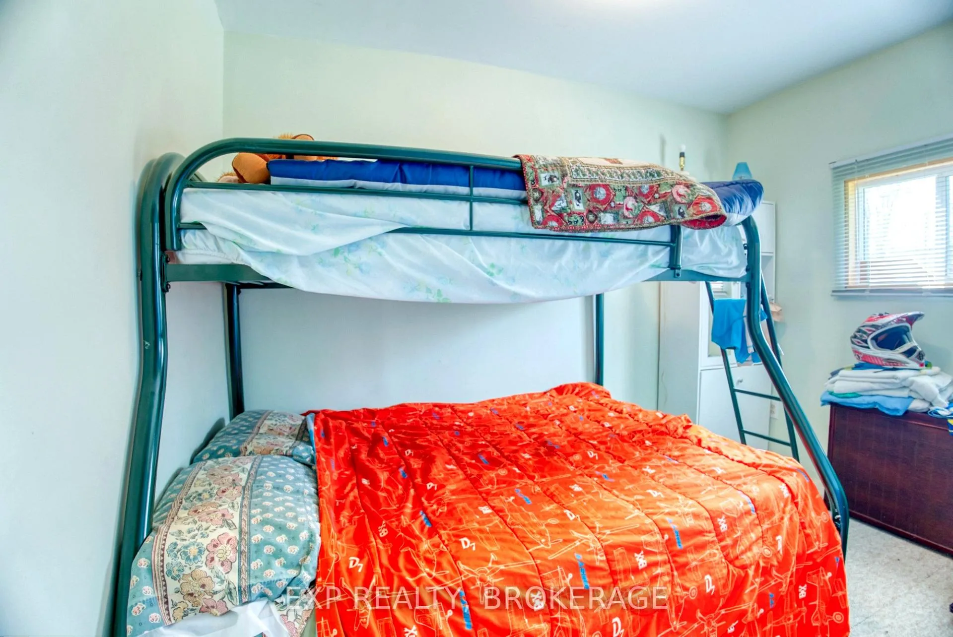 Photo 16 of 1013 Turner Way, Central Frontenac, Frontenac Centre — HOMEH