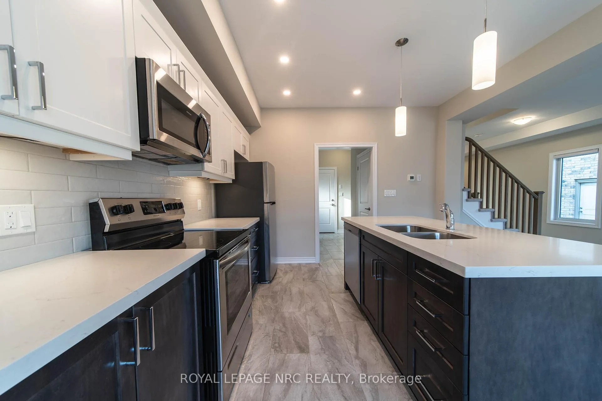 Photo 3 of 1217 Uppers Lane, Thorold, Rolling Meadows — HOMEH