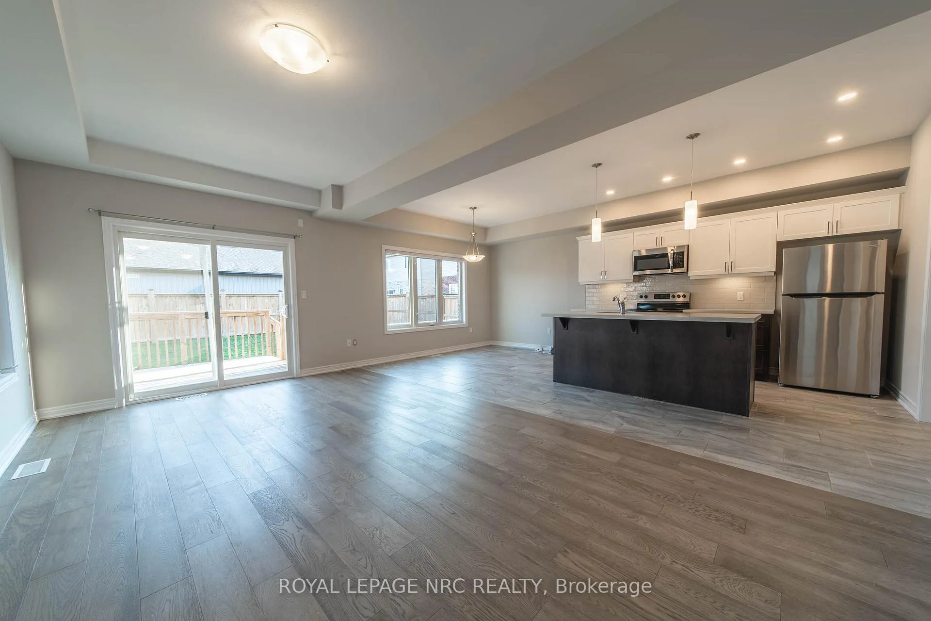 Photo 6 of 1217 Uppers Lane, Thorold, Rolling Meadows — HOMEH