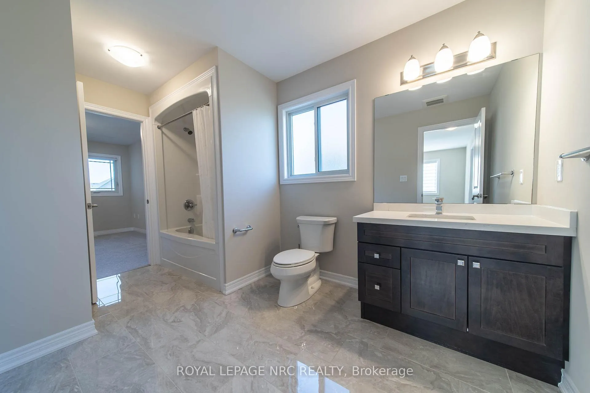 Photo 21 of 1217 Uppers Lane, Thorold, Rolling Meadows — HOMEH