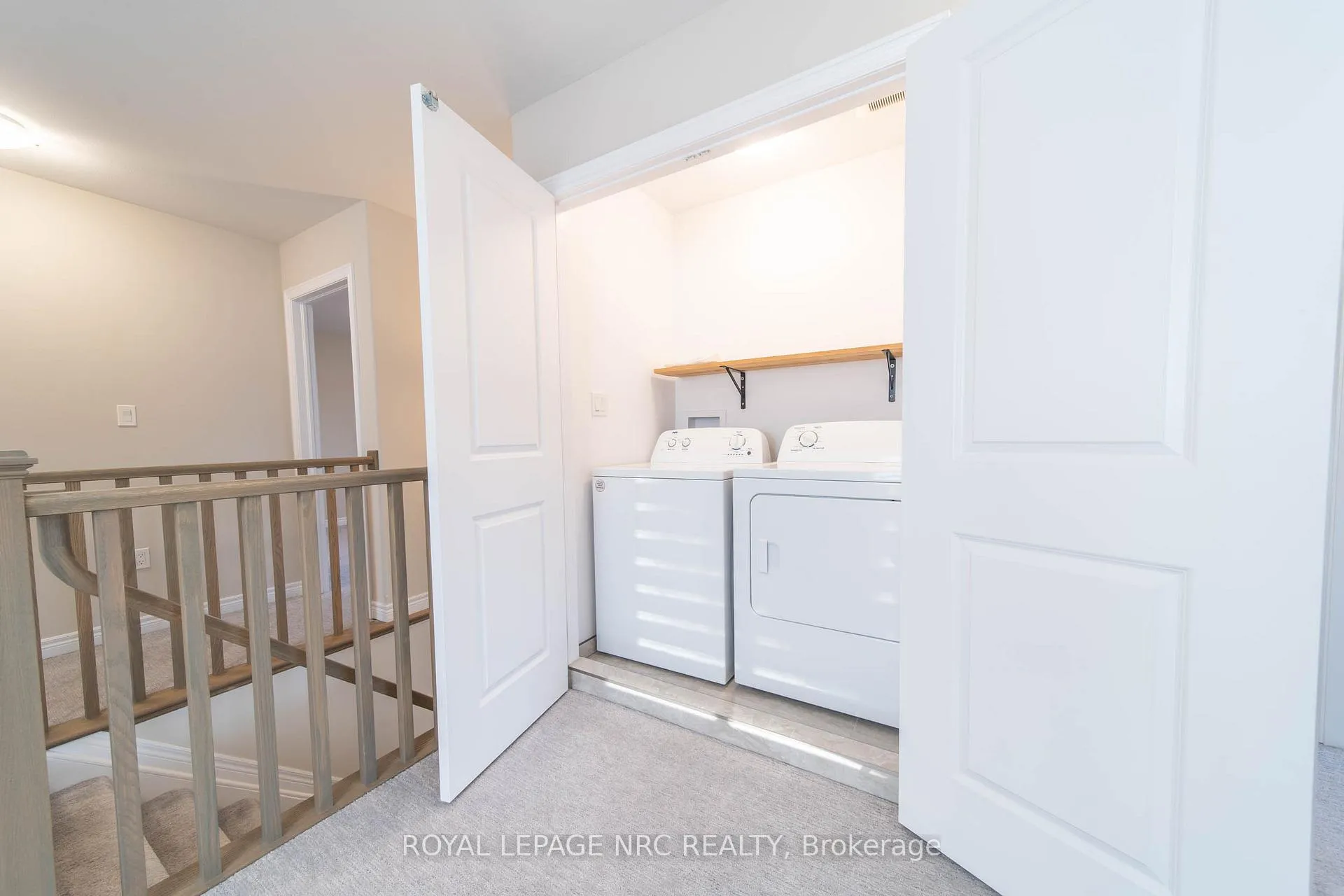 Photo 22 of 1217 Uppers Lane, Thorold, Rolling Meadows — HOMEH