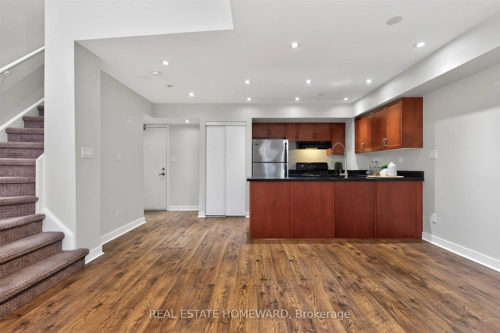 Photo 6 of Unit 115, 21 Earl Street, Toronto, North St. James Town — HOMEH