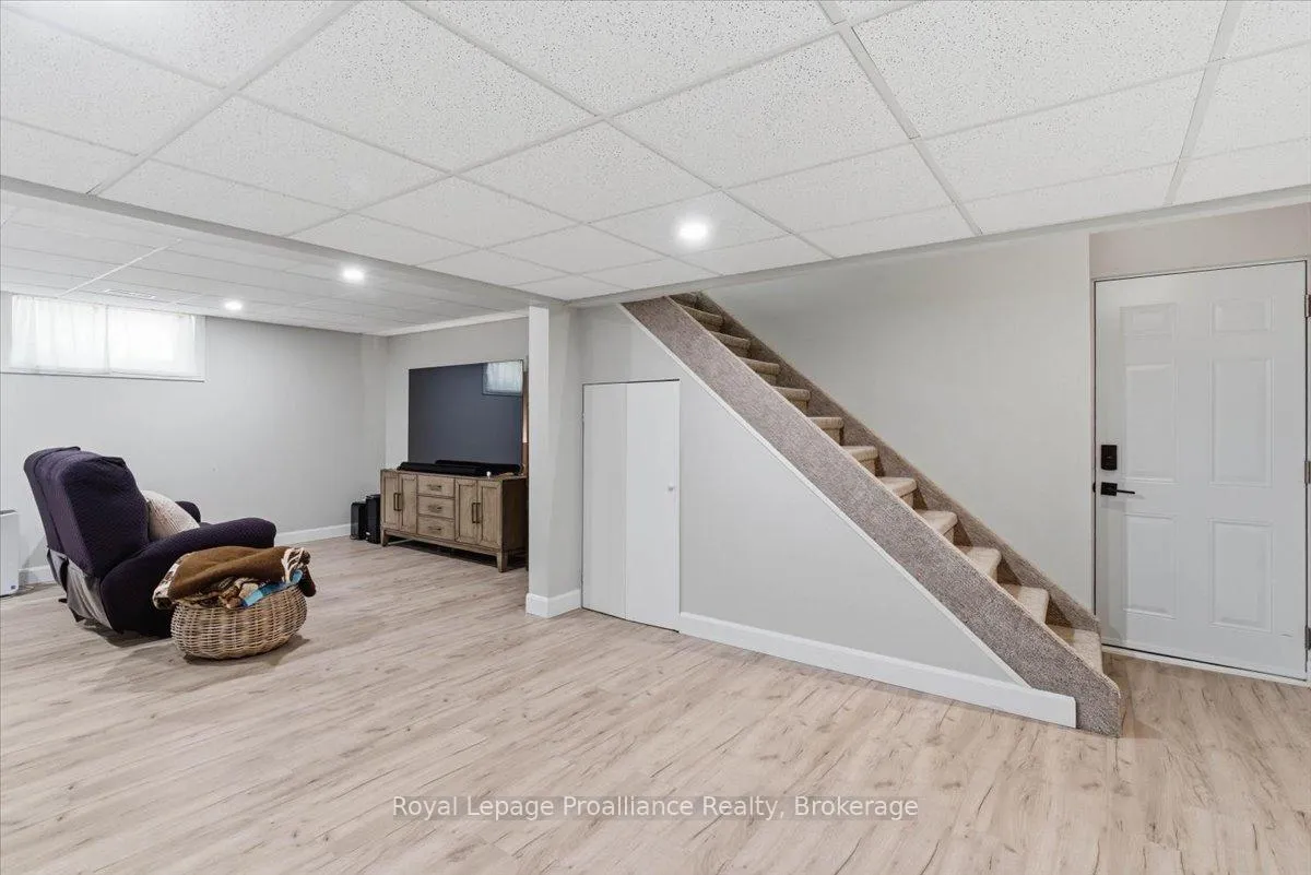 Photo 21 of 1365 Frankford Road, Quinte West, Sidney Ward — HOMEH