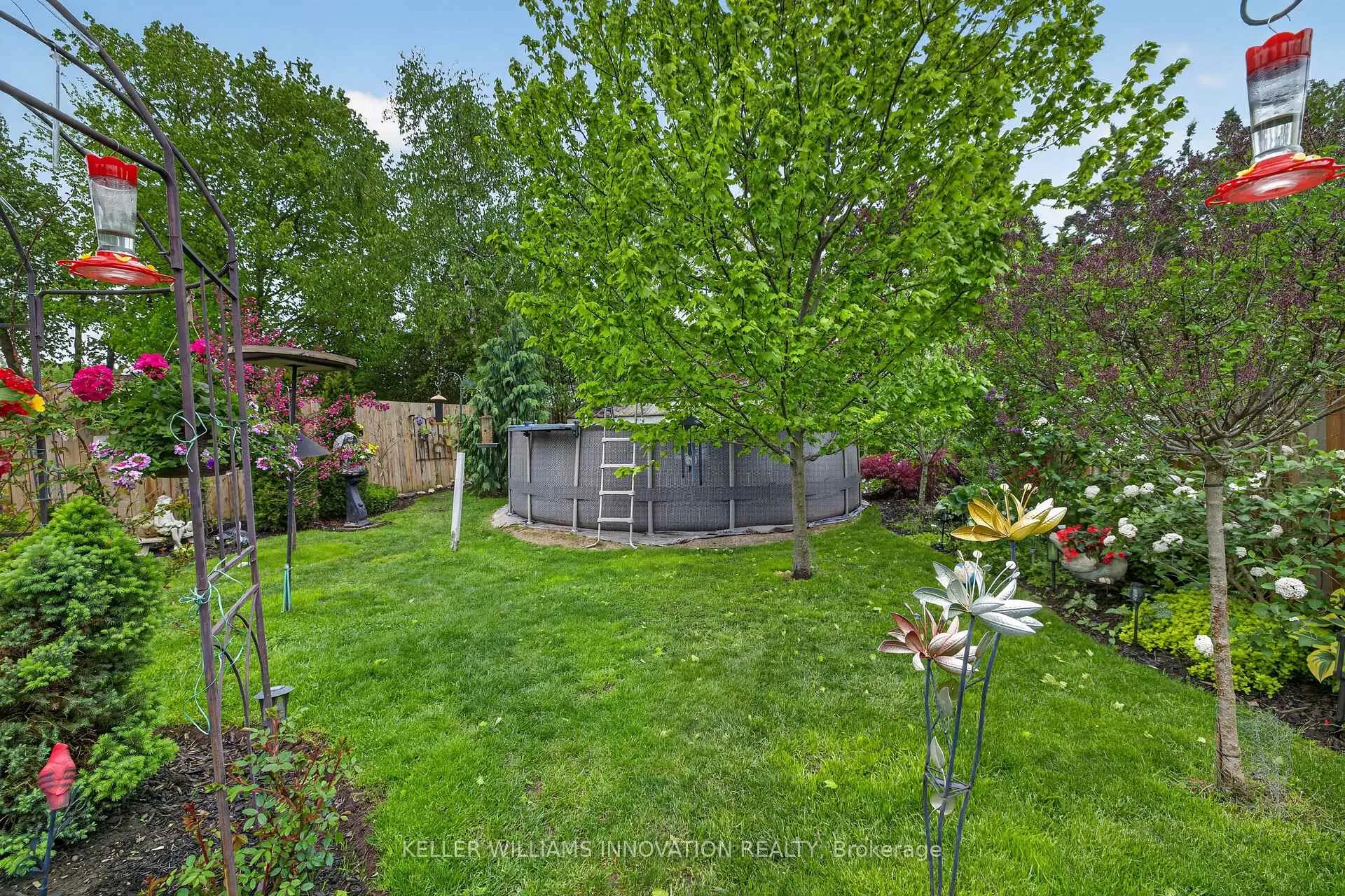Photo 36 of 7 Windermere Court, Guelph, Riverside Park — HOMEH