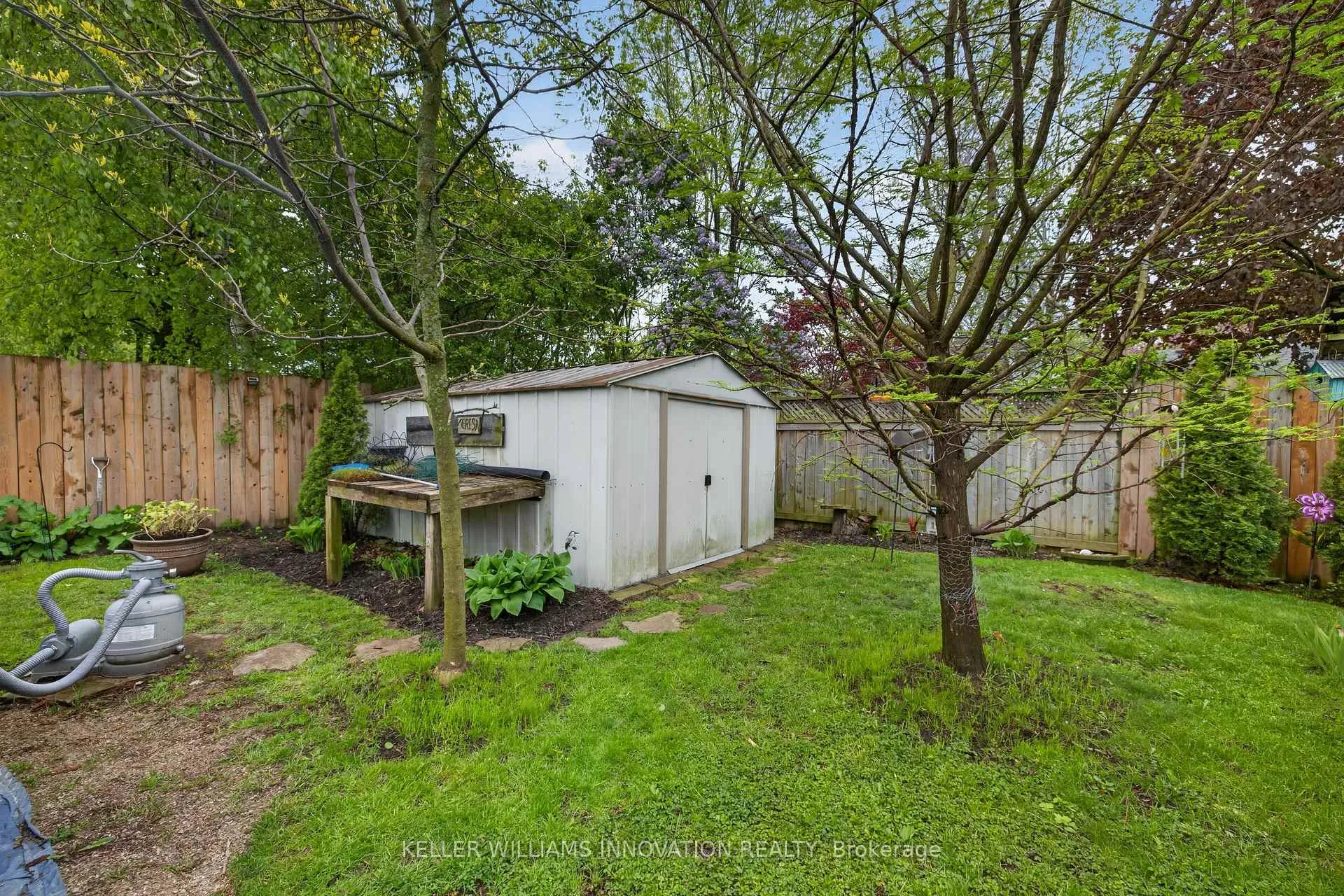 Photo 38 of 7 Windermere Court, Guelph, Riverside Park — HOMEH