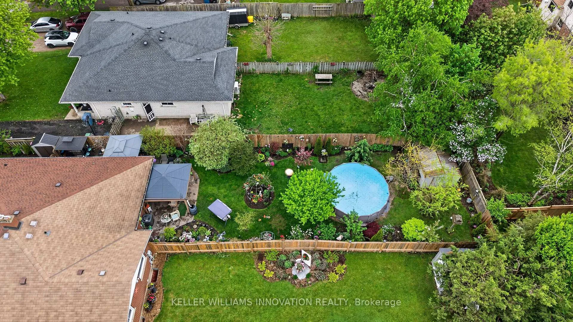 Photo 42 of 7 Windermere Court, Guelph, Riverside Park — HOMEH